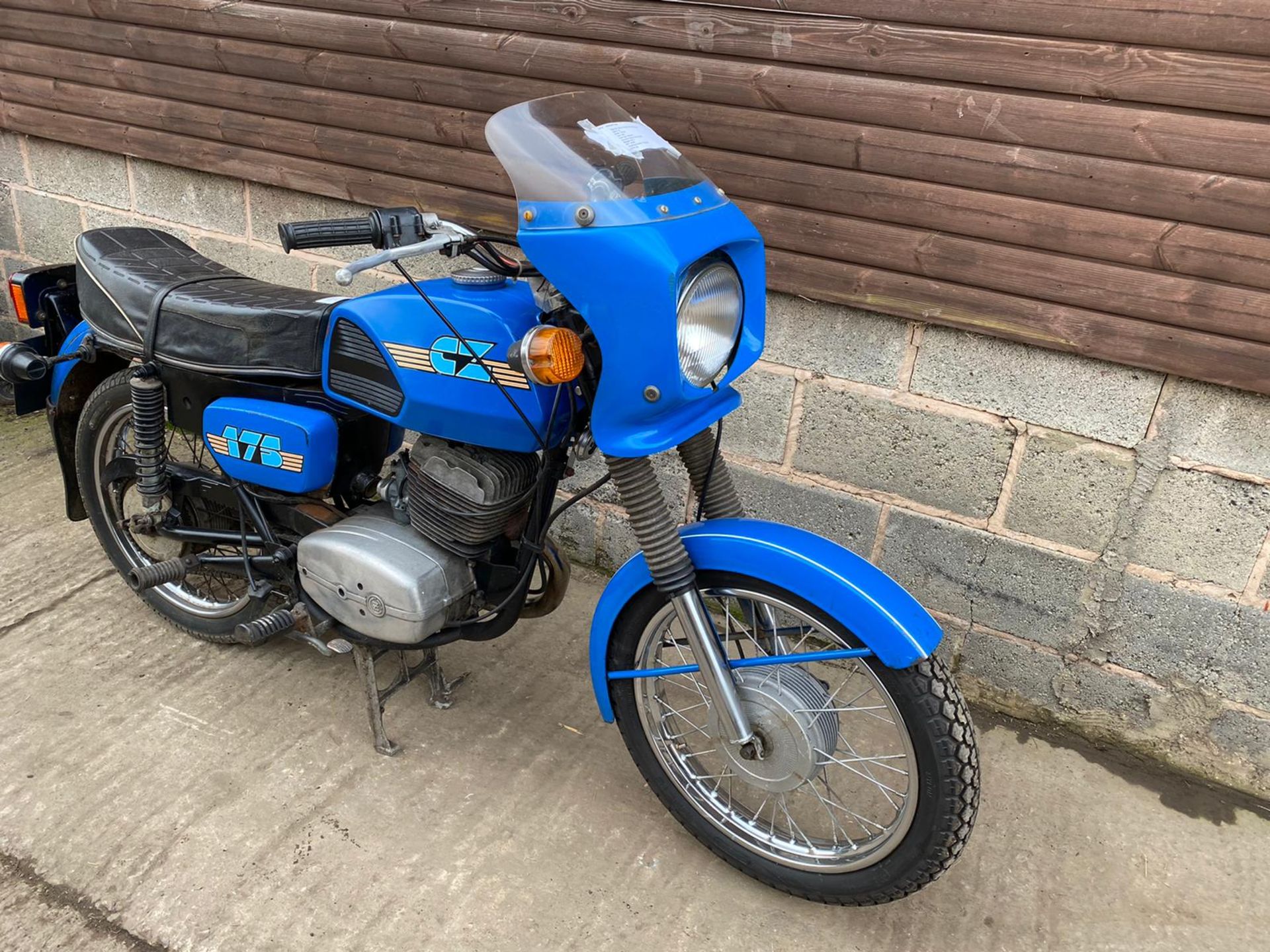 1990 CZ 175 PETROL MOTORCYCLE, MILEAGE: 10610, DOCUMENTS PRESENT *NO VAT*