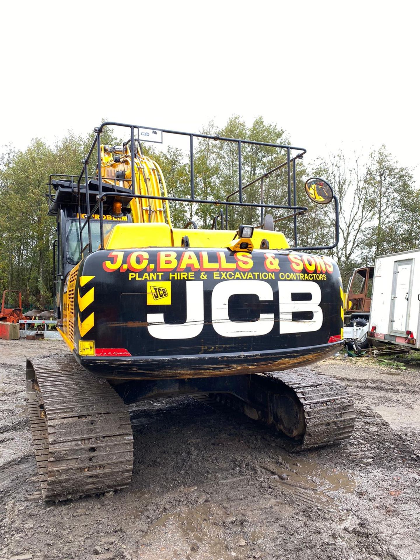 JCB JS260LC 26 TON STEEL TRACKED CRAWLER EXCAVATOR / DIGGER, YEAR 2014, ONLY 9388 HOURS *PLUS VAT* - Image 2 of 7