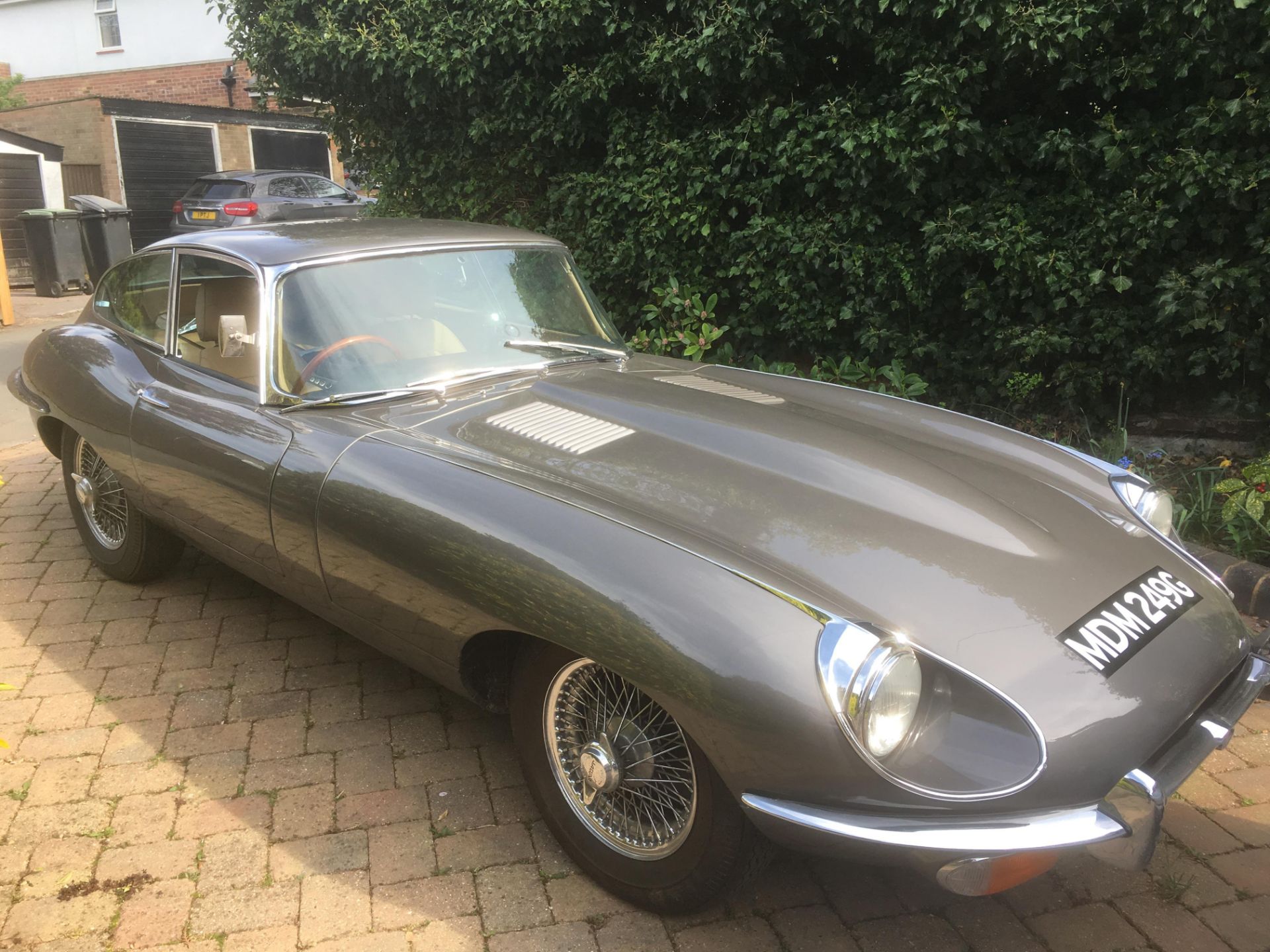 1969 JAGUAR E-TYPE SERIES 2 4.2L PETROL COUPE MANUAL SHOWING 1 FORMER KEEPER *NO VAT* - Image 6 of 30