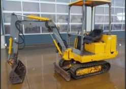 JCB 801 TRACKED MINI DIGGER / EXCAVATOR, STARTS, RUNS, DRIVES DIGS, PERKINS 3 CYLINDER DIESEL ENGINE