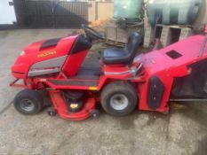 COUNTAX C800 HYDROSTATIC RIDE ON LAWN MOWER *PLUS VAT*