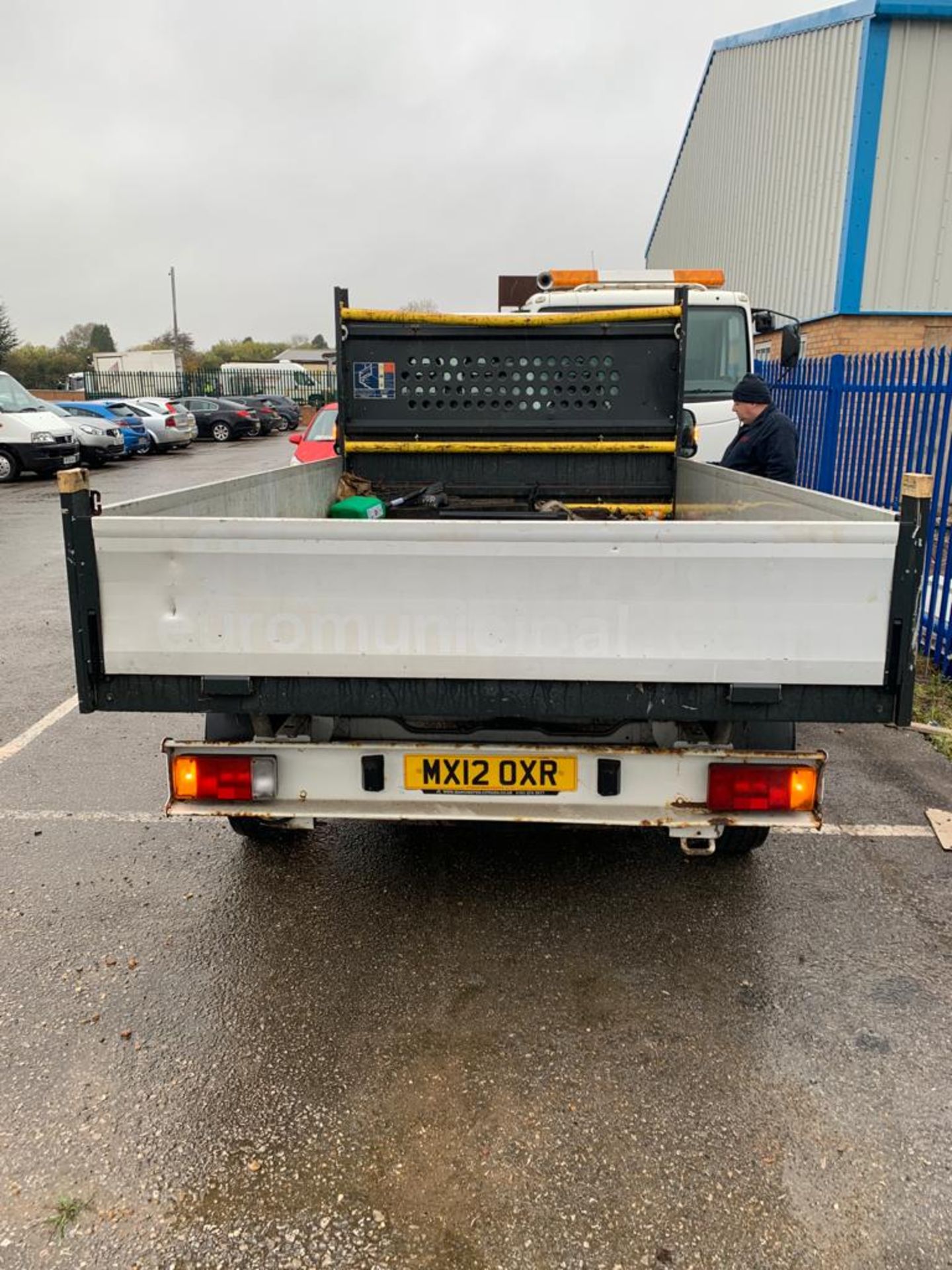 2012/12 REG CITROEN RELAY 35 L3 DROPSIDE HDI 2.2 DIESEL WHITE TIPPER, SHOWING 2 FORMER KEEPERS - Image 3 of 9