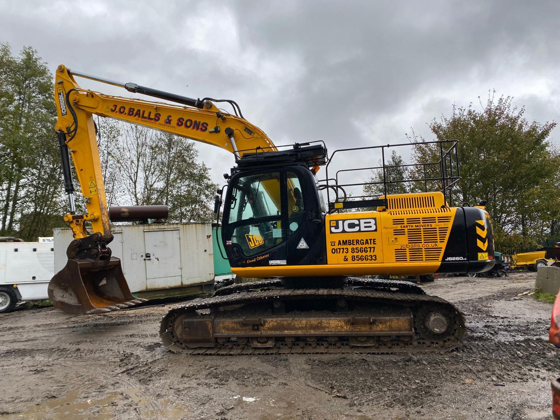 JCB JS260LC 26 TON STEEL TRACKED CRAWLER EXCAVATOR / DIGGER, YEAR 2014, ONLY 9388 HOURS *PLUS VAT*