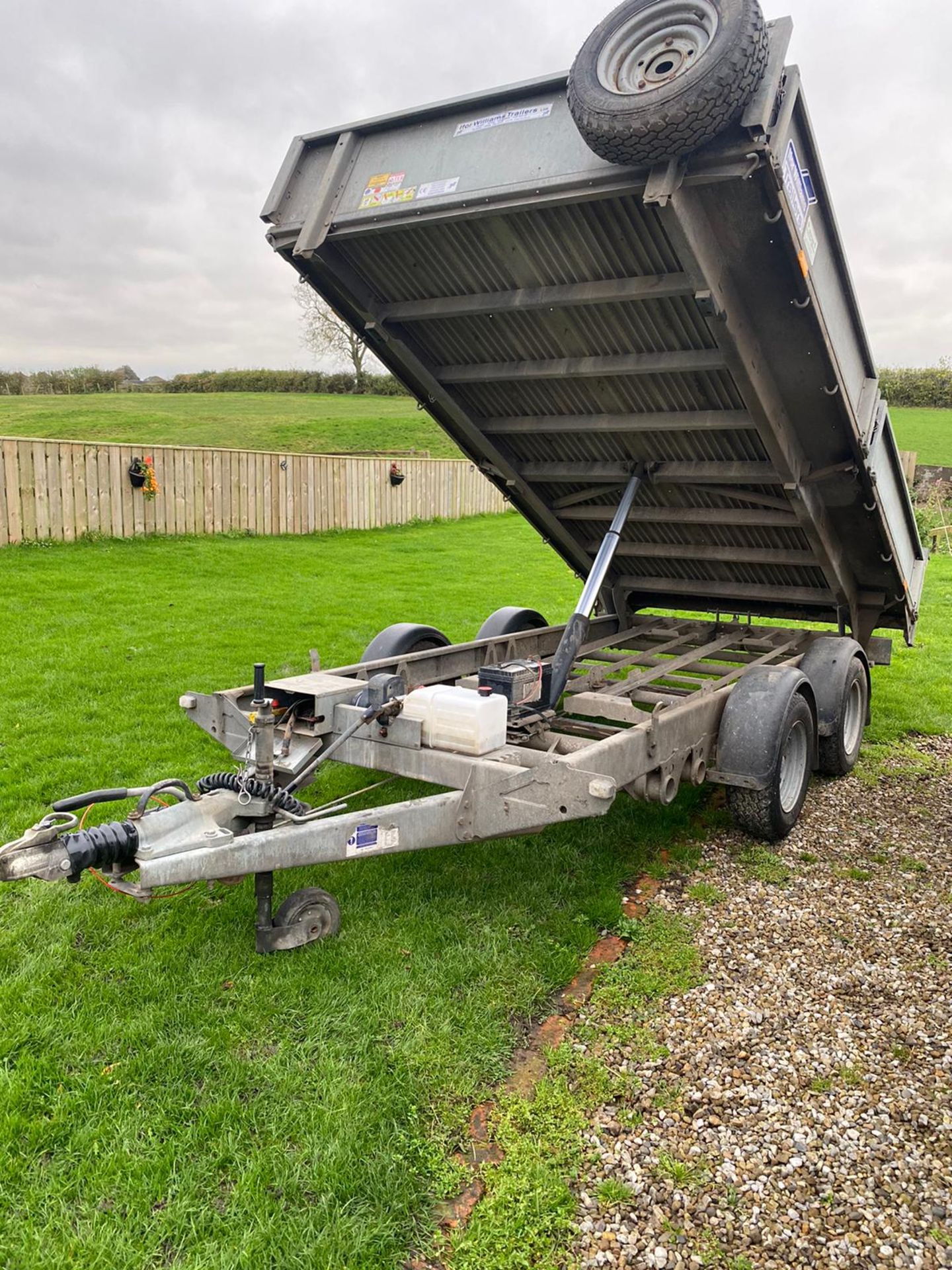 2018 IFOR WILLIAMS TT3621 TIPPING TRAILER, TOWS VERY WELL, EXCELLENT TYRES, ALL ROUND LED LIGHTS - Image 3 of 6