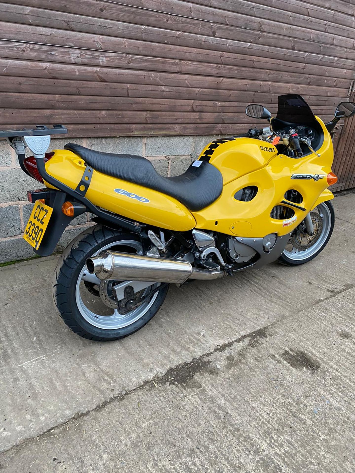 1999 SUZUKI GSX600 FX MOTORCYCLE, VERY NICE TIDY EXAMPLE, MILEAGE: 25367, PETROL, MOT: 18/01/21 - Image 2 of 7