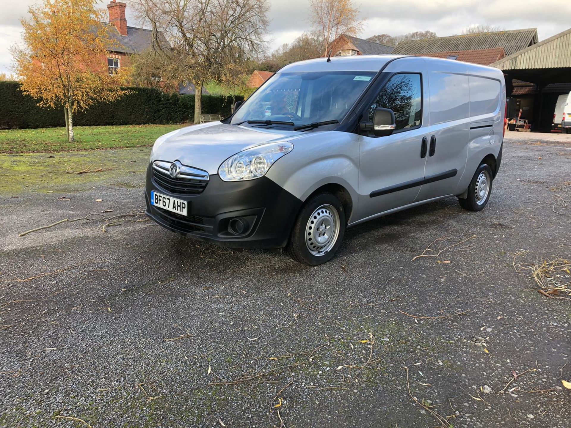 2017/67 REG VAUXHALL COMBO 2300 CDTI ECOFLEX 1.25 DIESEL SILVER PANEL VAN, SHOWING 0 FORMER KEEPERS - Image 3 of 14