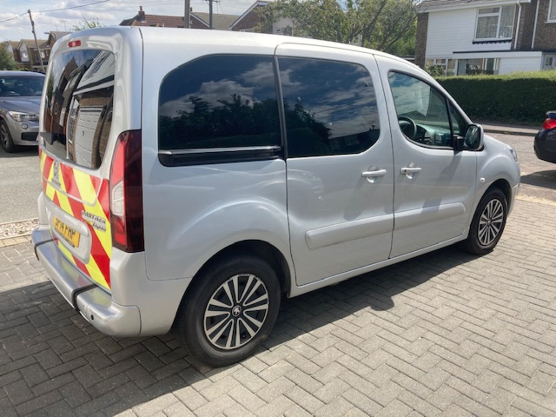 2014/14 REG PEUGEOT HORIZON S TEPEE 1.6 DIESEL SILVER 5 SPEED MANUAL, CONVERSION BY ALLIED MOBILITY - Image 6 of 8