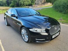 2010/10 REG JAGUAR XJ PREMIUM LUXURY V6 DIESEL AUTOMATIC BLACK 4 DOOR SALOON *NO VAT*