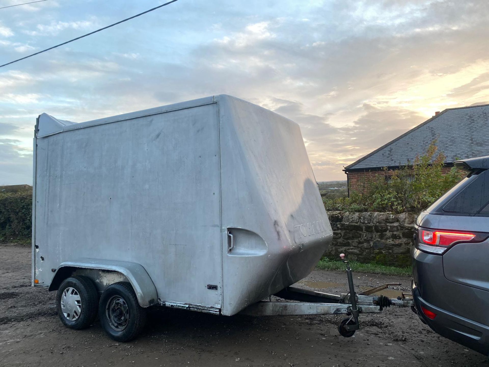 TOWAVAN BOX TRAILER, TOWS GOOD AND BRAKES GOOD *NO VAT*