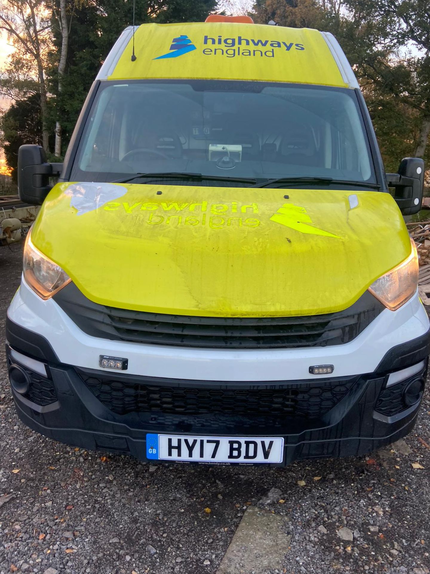 2017/17 REG IVECO DAILY 35S14V 2.3 DIESEL WHITE PANEL VAN, SHOWING 1 FORMER KEEPER *PLUS VAT* - Image 3 of 12