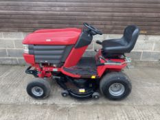 WESTWOOD S1500 RIDE ON LAWN MOWER, STARTS, RUNS AND DRIVES, HYDROSTATIC DRIVE *PLUS VAT*