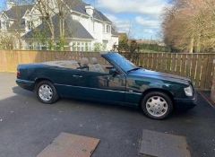 MERCEDES E220 CONVERTIBLE, 145,000 MILES, CLASSIC CAR, STARTS, RUNS AND DRIVES *NO VAT*