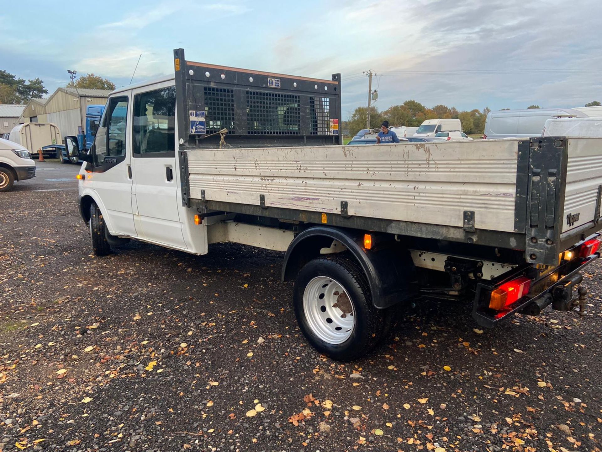 2014/14 REG FORD TRANSIT 125 T350 RWD 2.2 DIESEL TIPPER, SHOWING 2 FORMER KEEPERS *PLUS VAT* - Image 8 of 13