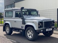 2008/08 REG LAND ROVER DEFENDER 90 XS SW SWB 2.4 DIESEL SILVER, SHOWING 4 FORMER KEEPERS *NO VAT*