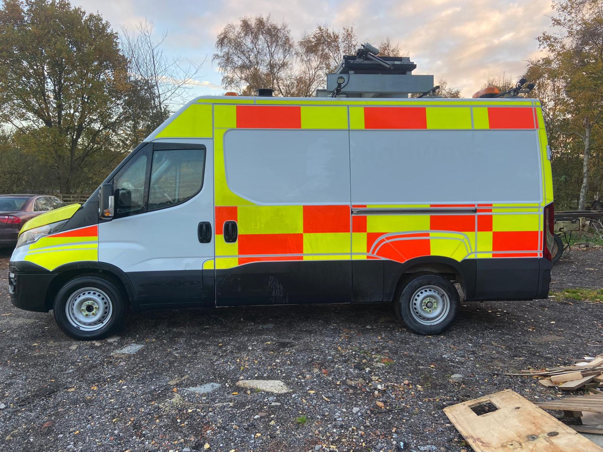 2017/17 REG IVECO DAILY 35S14V 2.3 DIESEL WHITE PANEL VAN, SHOWING 1 FORMER KEEPER *PLUS VAT* - Image 5 of 12