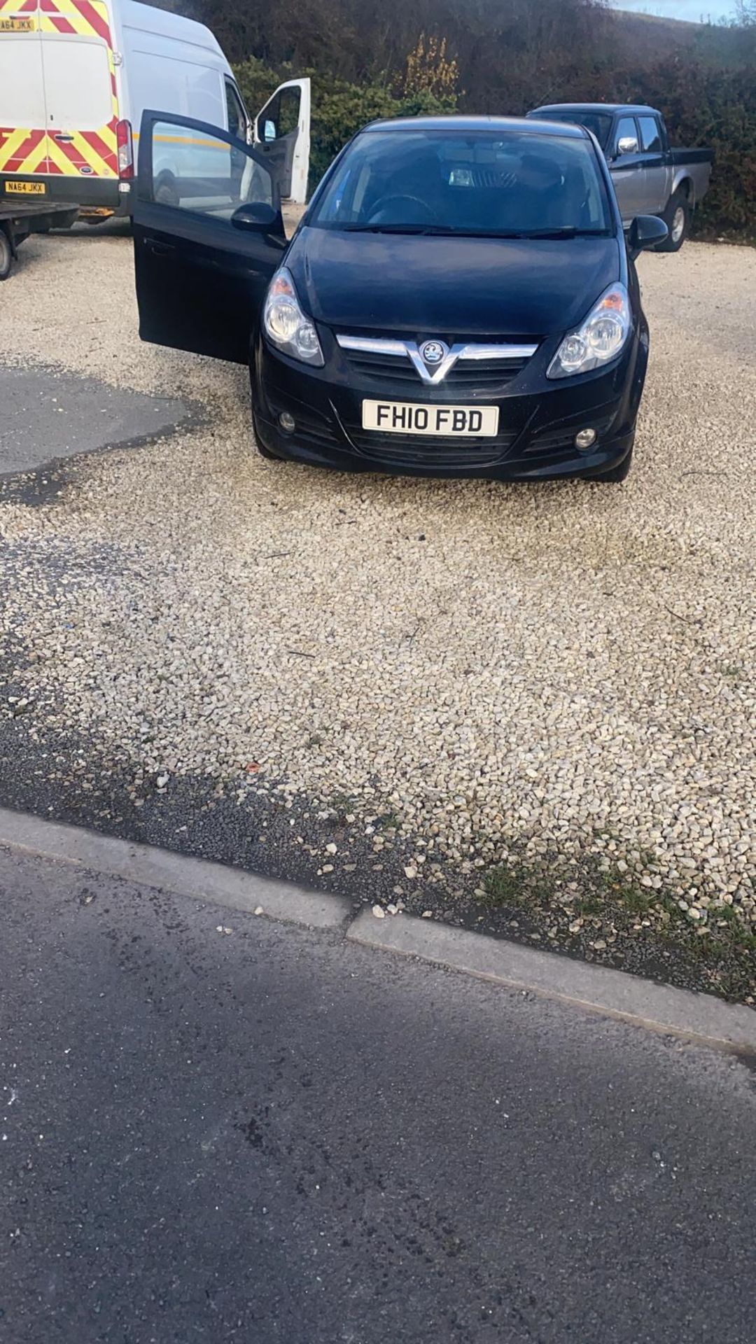 2010/10 REG VAUXHALL CORSA SXI CDTI A/C 1.25 DIESEL BLACK 5 DOOR HATCHBACK, SHOWING 2 FORMER KEEPERS - Image 2 of 8