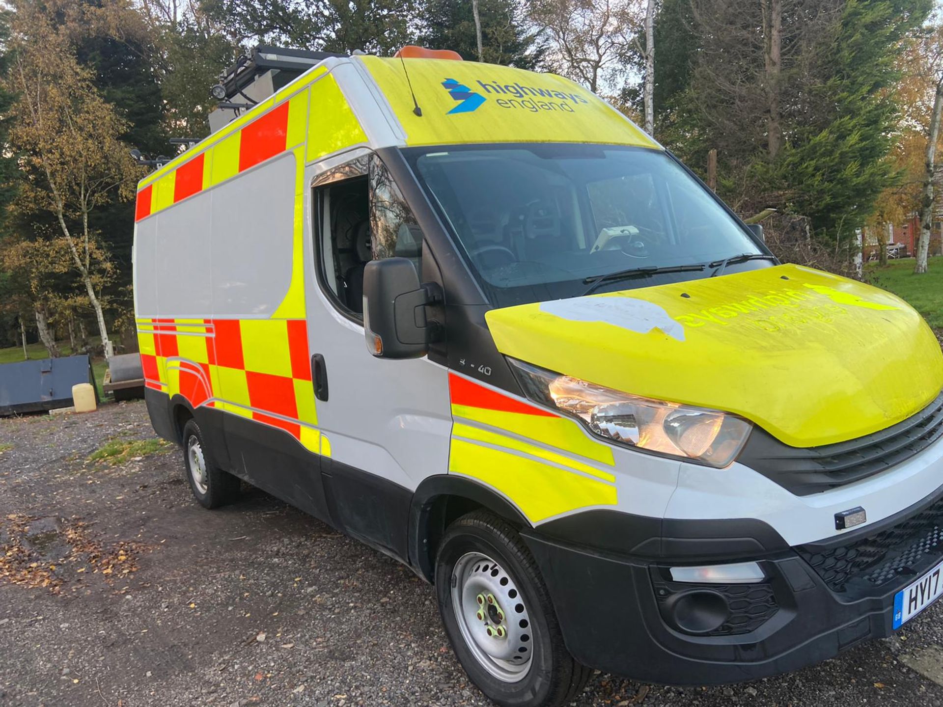 2017/17 REG IVECO DAILY 35S14V 2.3 DIESEL WHITE PANEL VAN, SHOWING 1 FORMER KEEPER *PLUS VAT* - Image 2 of 12