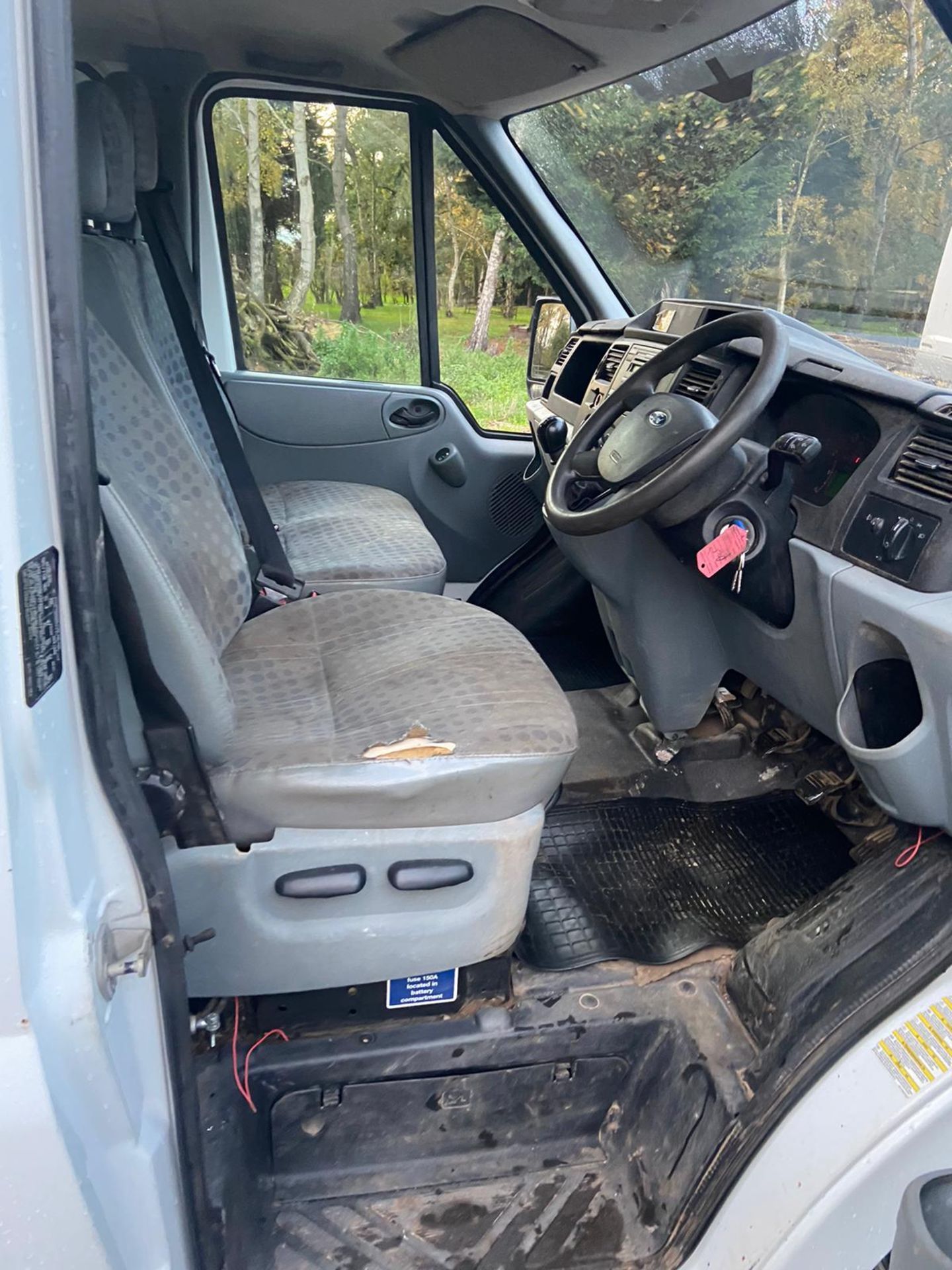 2014/14 REG FORD TRANSIT 125 T350 RWD 2.2 DIESEL TIPPER, SHOWING 2 FORMER KEEPERS *PLUS VAT* - Image 6 of 13