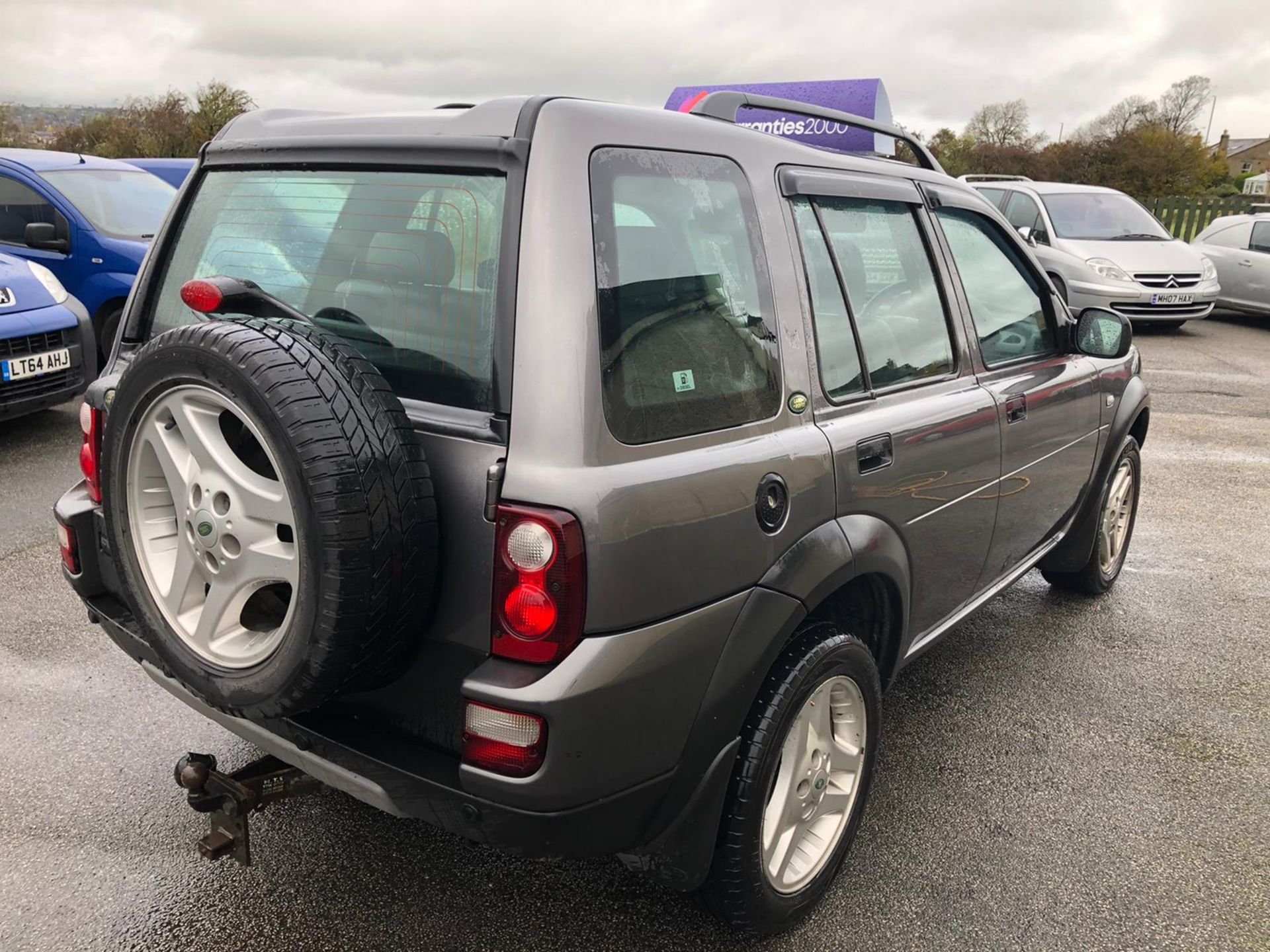 2006/06 REG LAND ROVER FREELANDER FREESTYLE TD 2.0 DIESEL GREY, SHOWING 6 FORMER KEEPERS *NO VAT* - Image 6 of 10