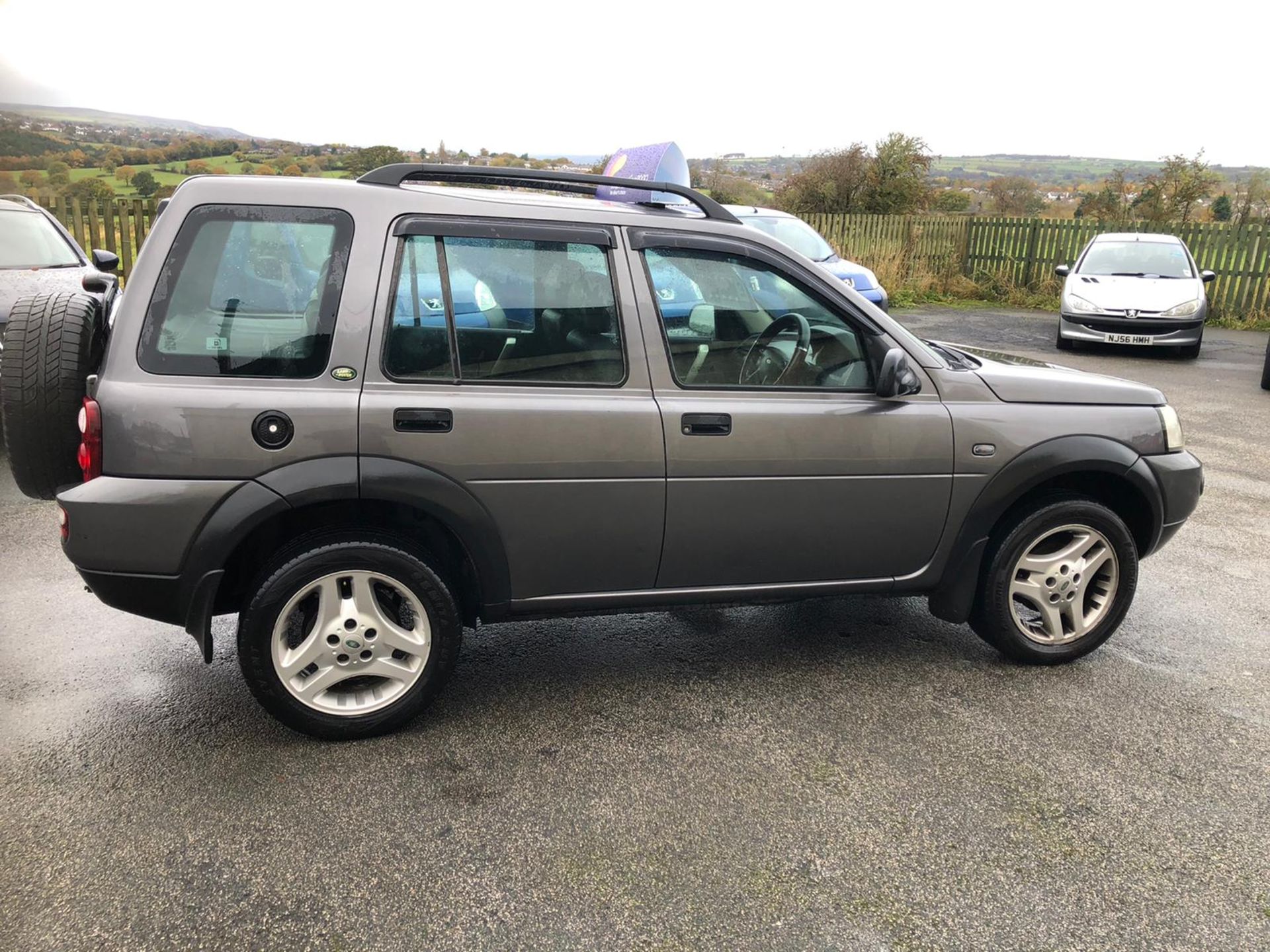 2006/06 REG LAND ROVER FREELANDER FREESTYLE TD 2.0 DIESEL GREY, SHOWING 6 FORMER KEEPERS *NO VAT* - Image 5 of 10