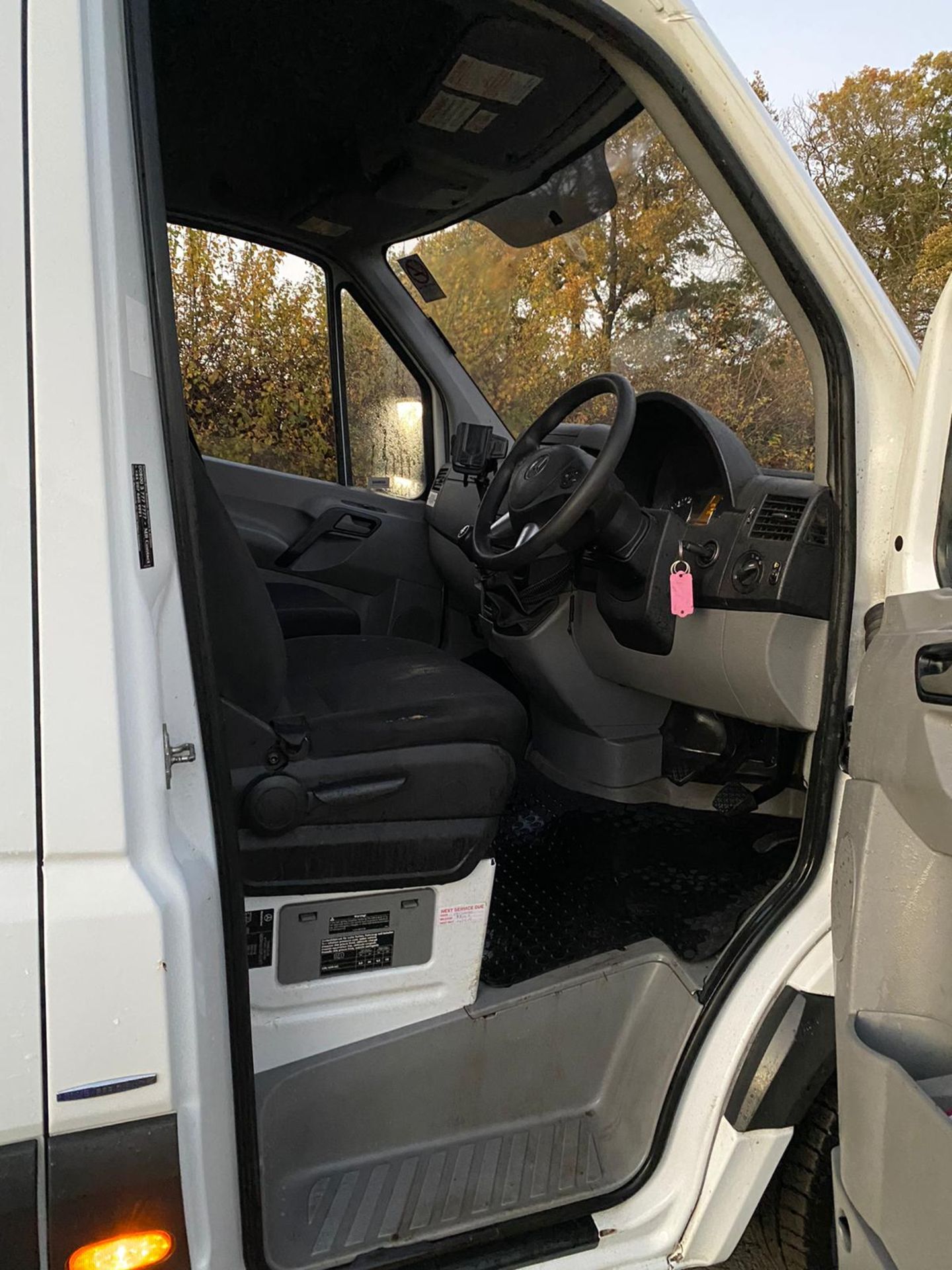 2016/66 REG MERCEDES-BENZ SPRINTER 311 CDI 2.2 DIESEL WHITE PANEL VAN, SHOWING 0 FORMER KEEPERS - Image 9 of 12