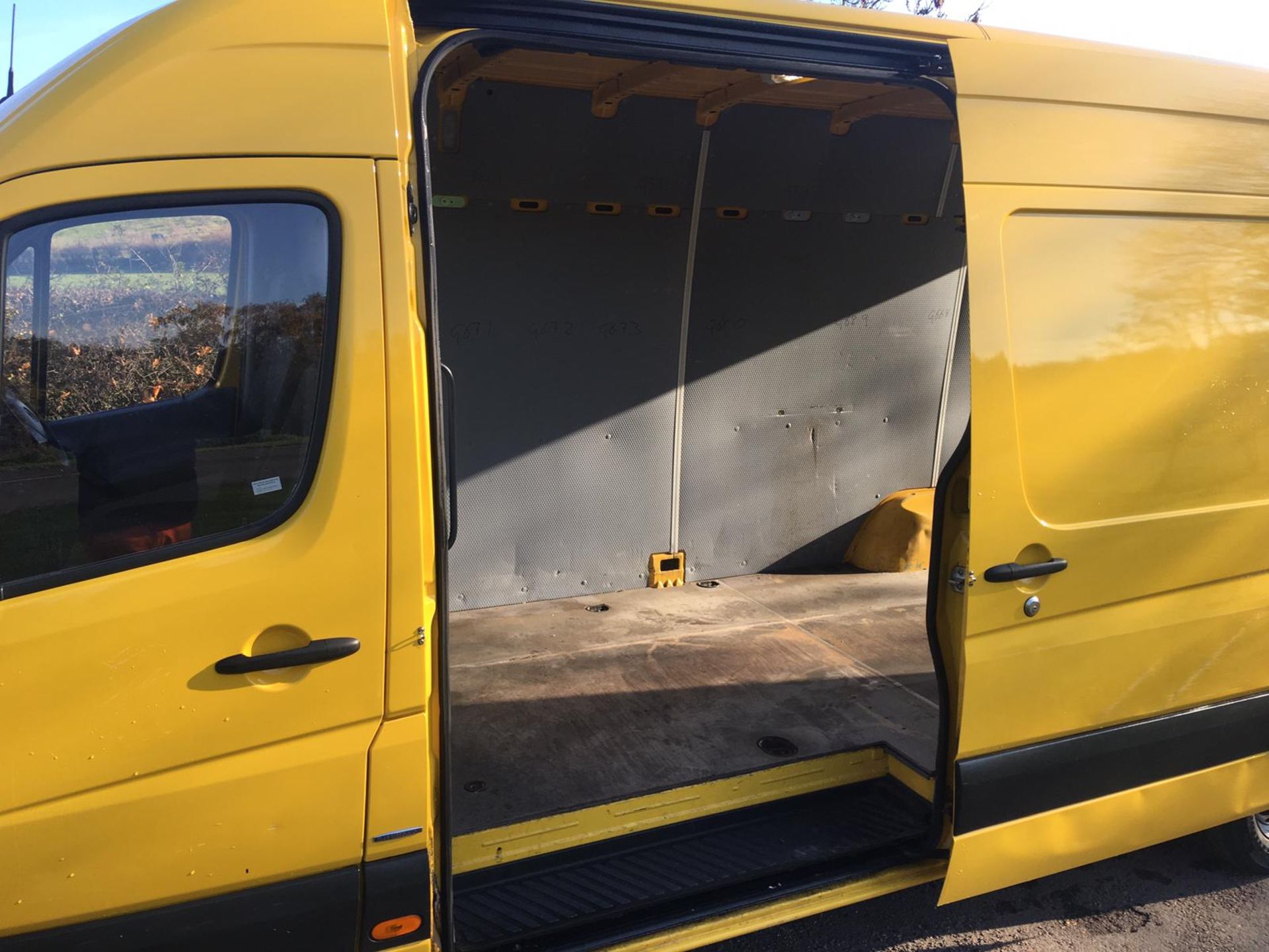 2016/66 REG MERCEDES-BENZ SPRINTER 314 CDI 2.2 DIESEL YELLOW PANEL VAN, AD BLUE, BLUE EFFICIENCY - Image 4 of 28