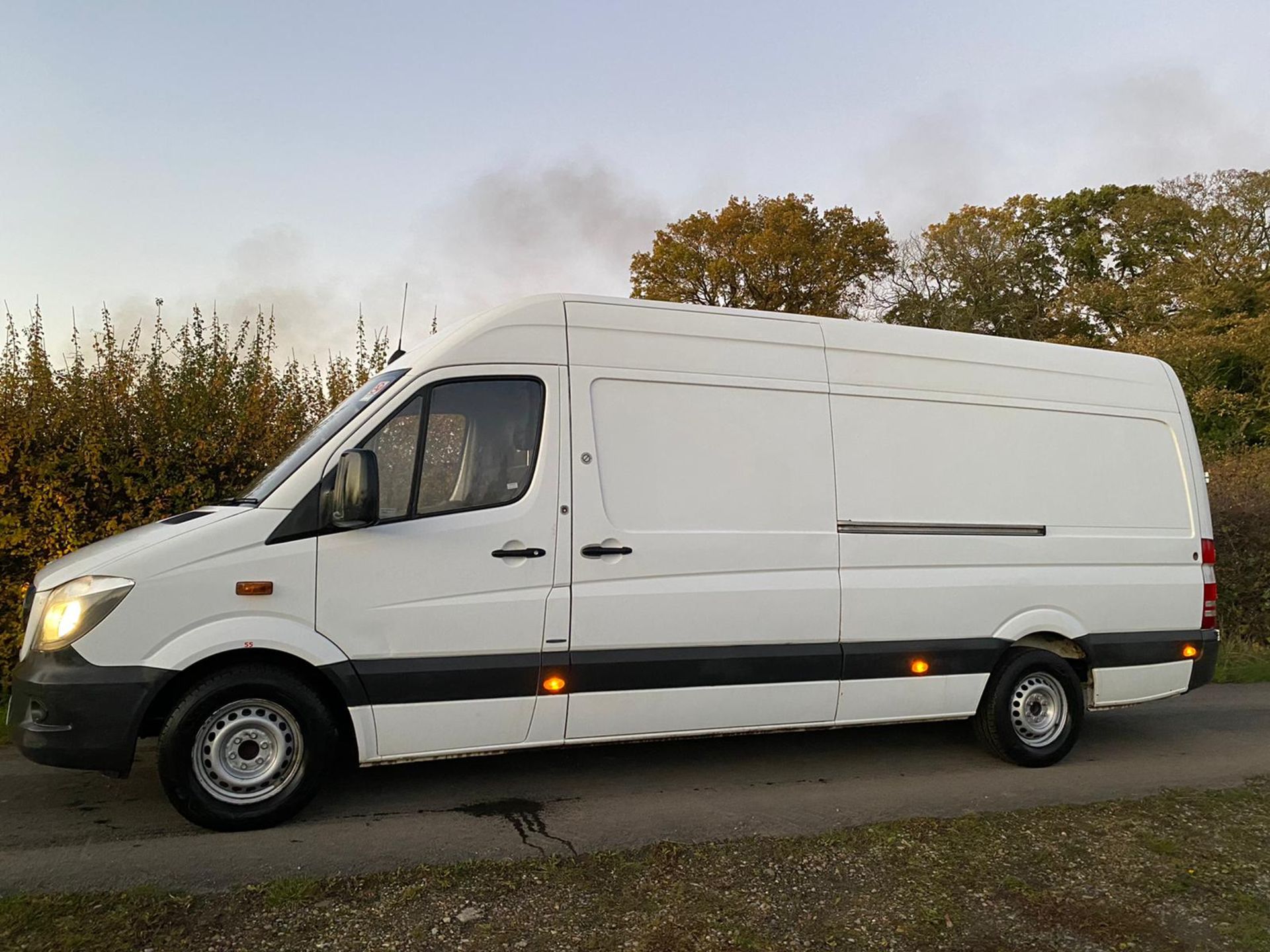 2016/66 REG MERCEDES-BENZ SPRINTER 311 CDI 2.2 DIESEL WHITE PANEL VAN, SHOWING 0 FORMER KEEPERS - Image 3 of 12