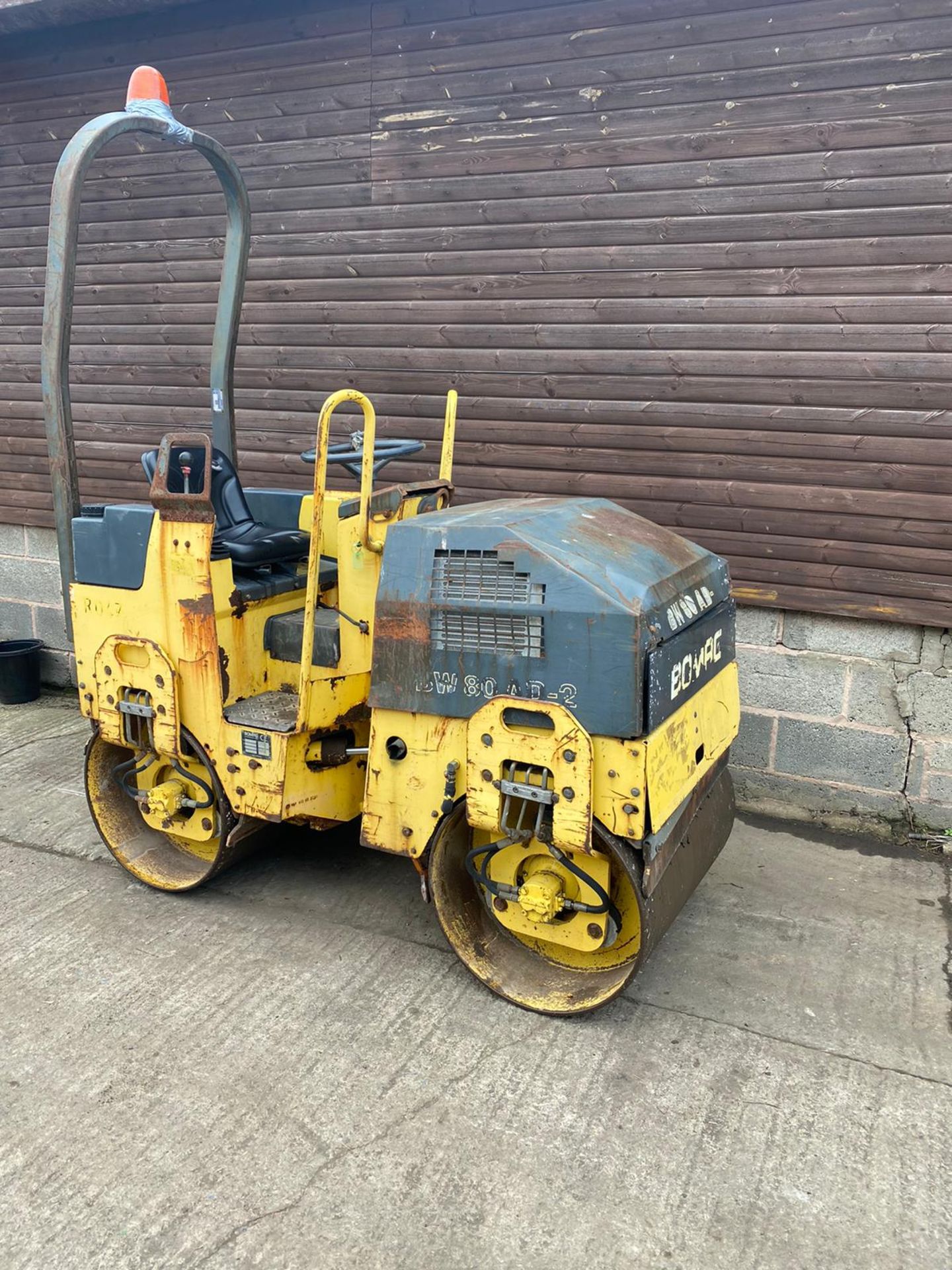 BOMAG BW80AD-2 DOUBLE DRUM ROLLER, ONLY 990 HOURS *PLUS VAT* - Image 3 of 5