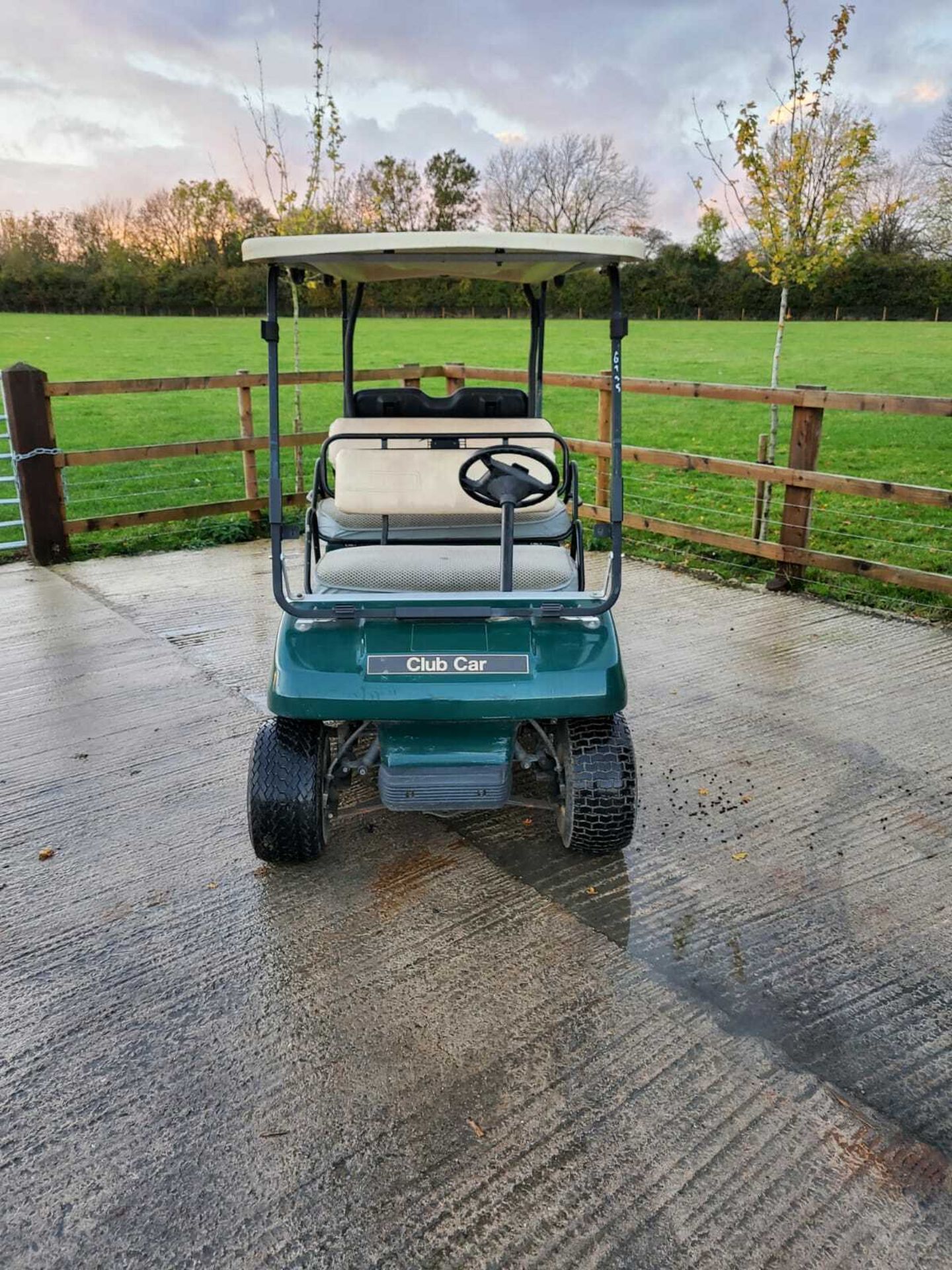 GOLF BUGGY CLUB CAR, 6-SEATER, ELECTRIC *PLUS VAT* - Image 3 of 5