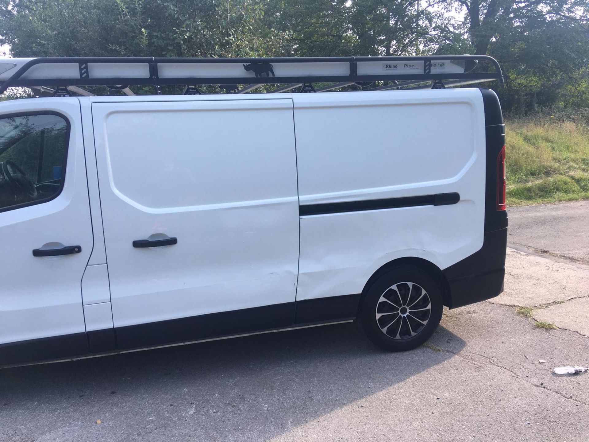 2016/16 REG RENAULT TRAFIC LL29 BUSINESS ENERGY D 1.6 DIESEL PANEL VAN, SHOWING 2 FORMER KEEPERS - Image 9 of 23