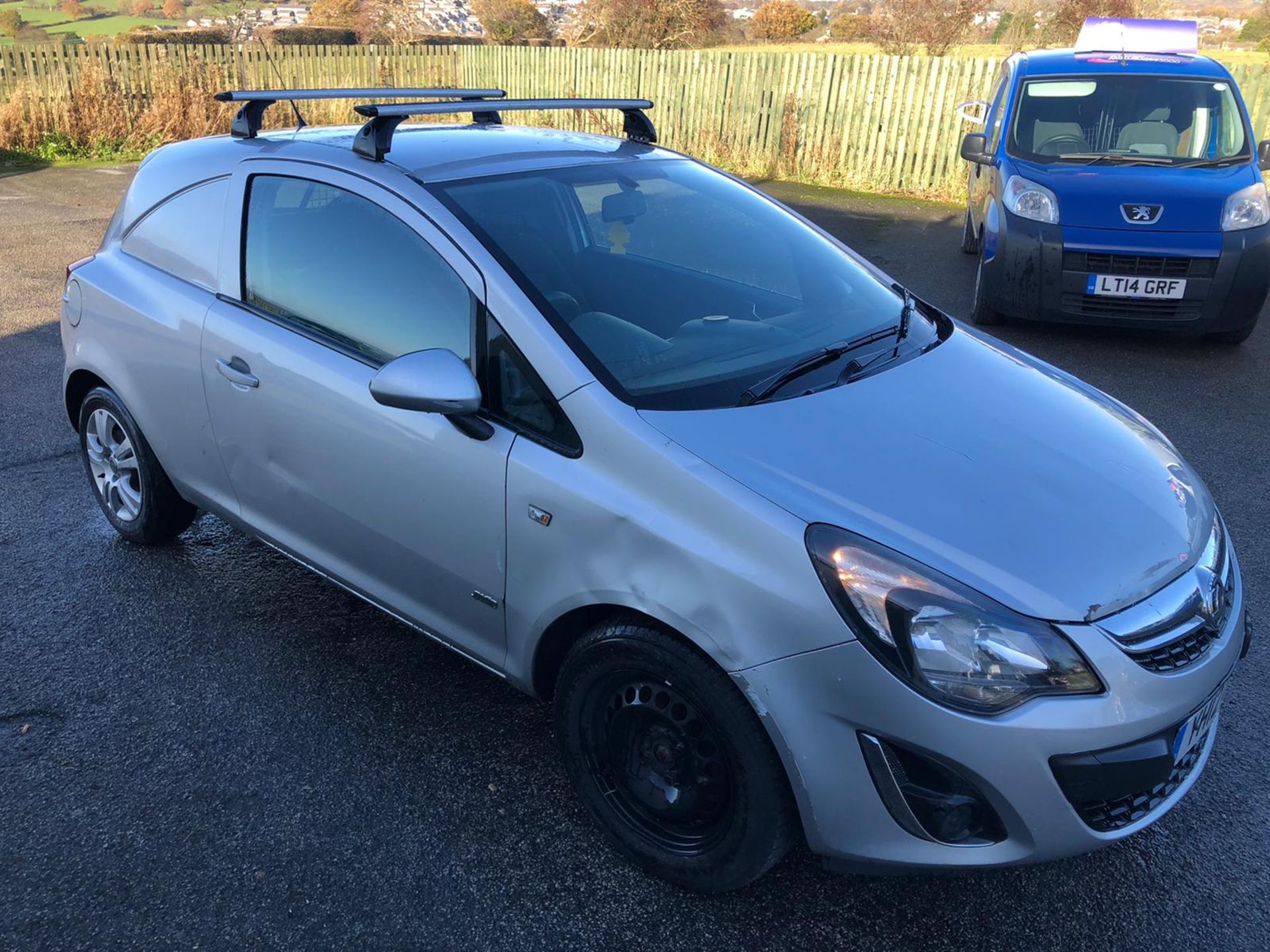 2012/12 REG VAUXHALL CORSA SPORTIVE CDTI 1.25 DIESEL SILVER CAR / VAN, SHOWING 4 FORMER KEEPERS