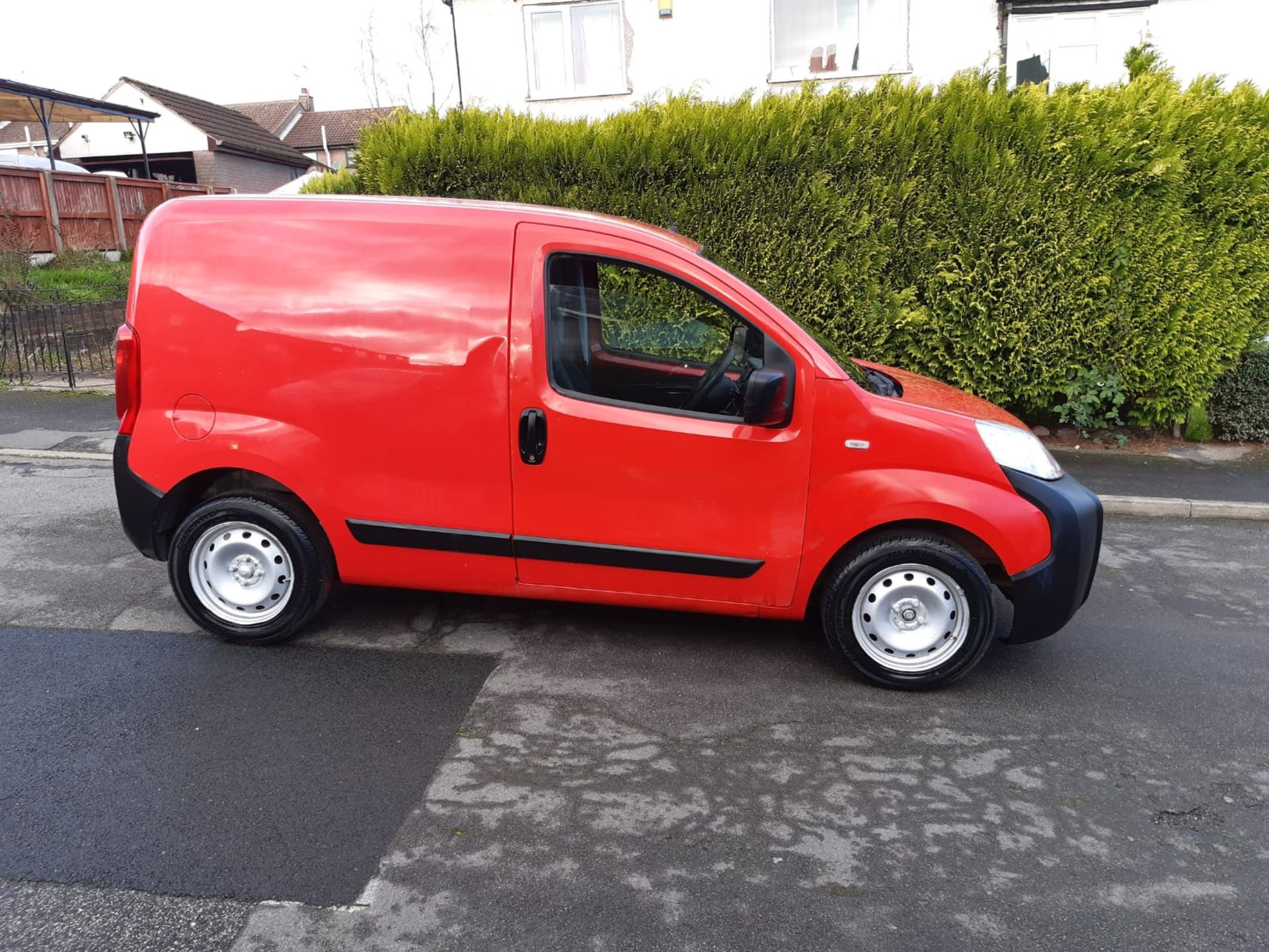 2011/11 REG PEUGEOT BIPPER S HDI 1.4 DIESEL RED PANEL VAN, SHOWING 0 FORMER KEEPERS *PLUS VAT* - Image 5 of 11