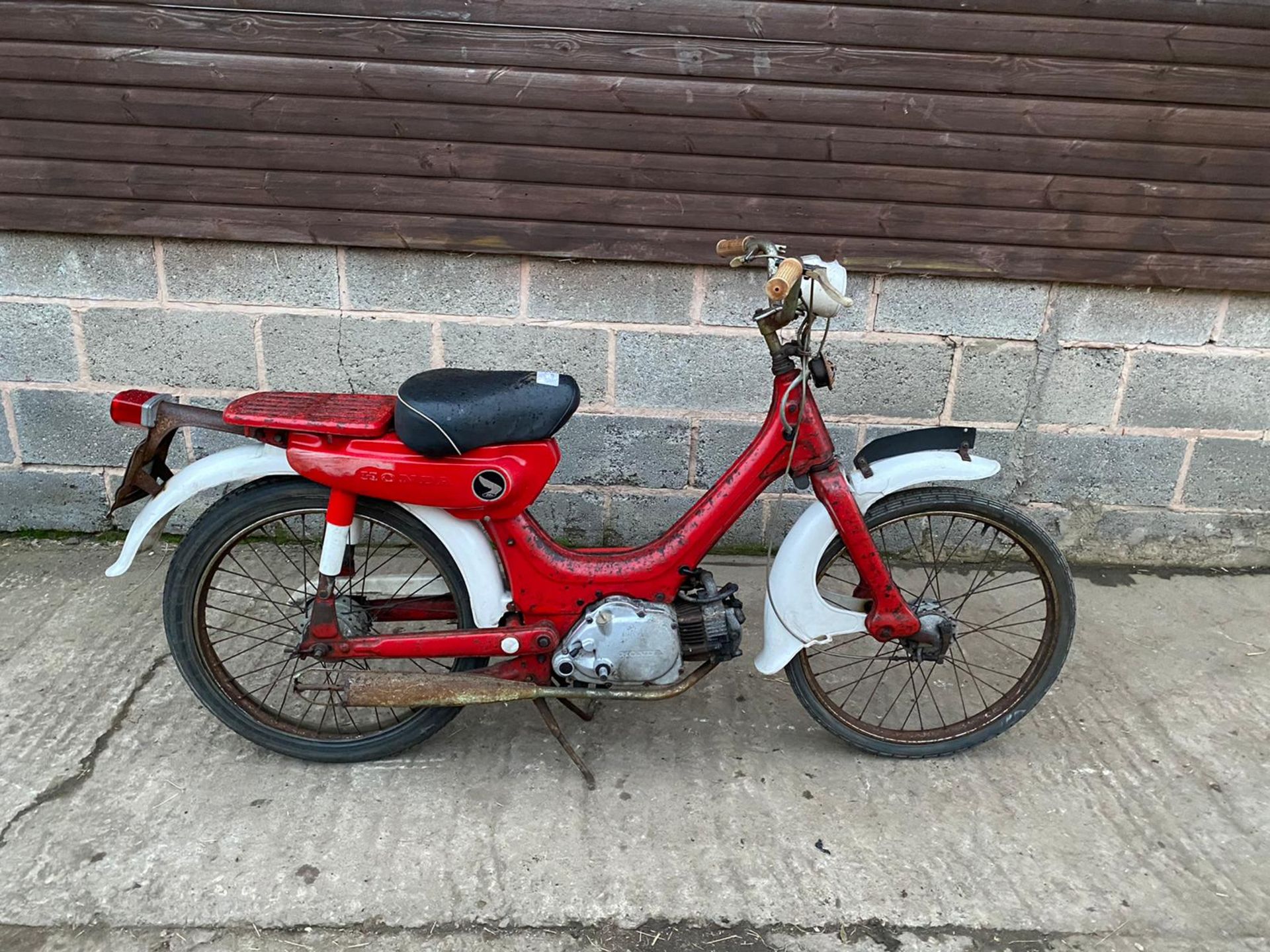 HONDA PC50 MOPED, MILEAGE: 2712, REG: 188WZ, HPI CLEAR *NO VAT*