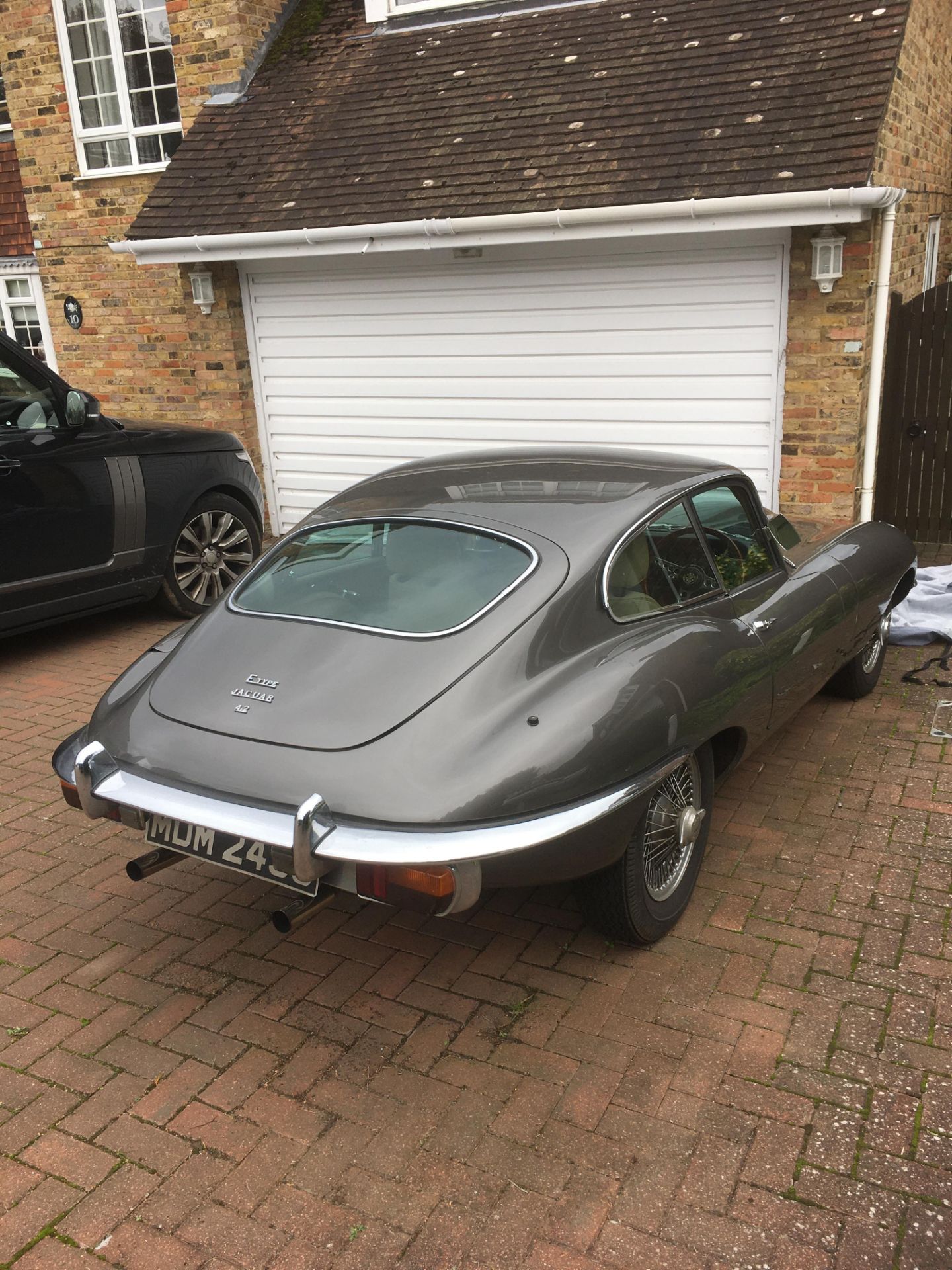 1969 JAGUAR E-TYPE SERIES 2 4.2L PETROL COUPE MANUAL SHOWING 1 FORMER KEEPER *NO VAT* - Image 4 of 30