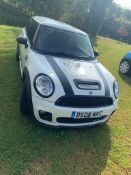 2008/08 REG MINI COOPER JOHN COOPER WORKS EDITION 1.6 PETROL WHITE 3DR HATCHBACK *NO VAT*