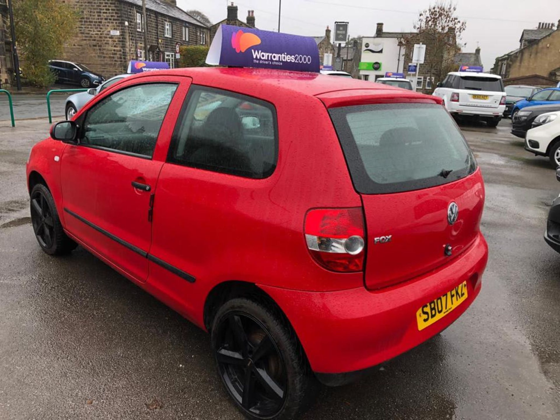 2007/07 REG VOLKSWAGEN FOX 55 1.2 PETROL RED 3 DOOR HATCHBACK, SHOWING 1 FORMER KEEPER *NO VAT* - Image 3 of 9