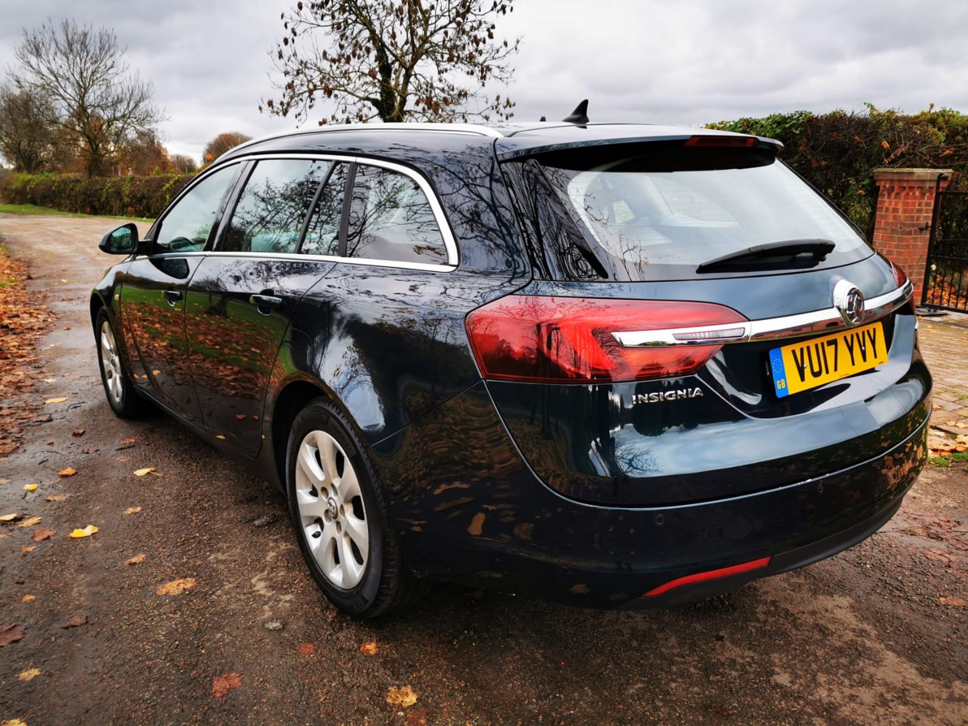 2017/17 REG VAUXHALL INSIGNIA TECHLINE CDTI ECO 1.6 DIESEL ESTATE, SHOWING 1 FORMER KEEPER *NO VAT* - Image 8 of 24