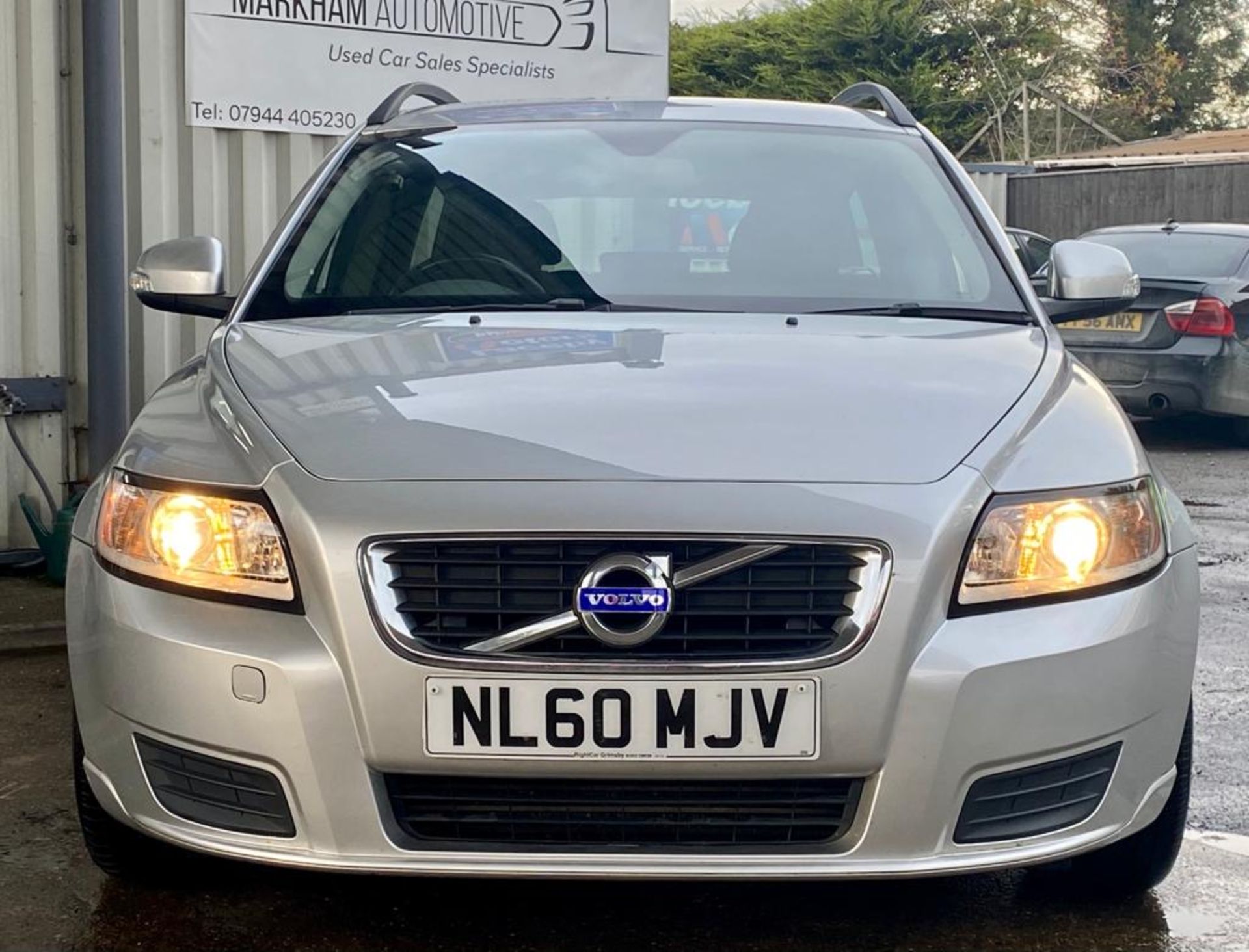 2010/60 REG VOLVO V50 S D DRIVE 1.6 DIESEL SILVER ESTATE, SHOWING 2 FORMER KEEPERS *NO VAT* - Image 2 of 14