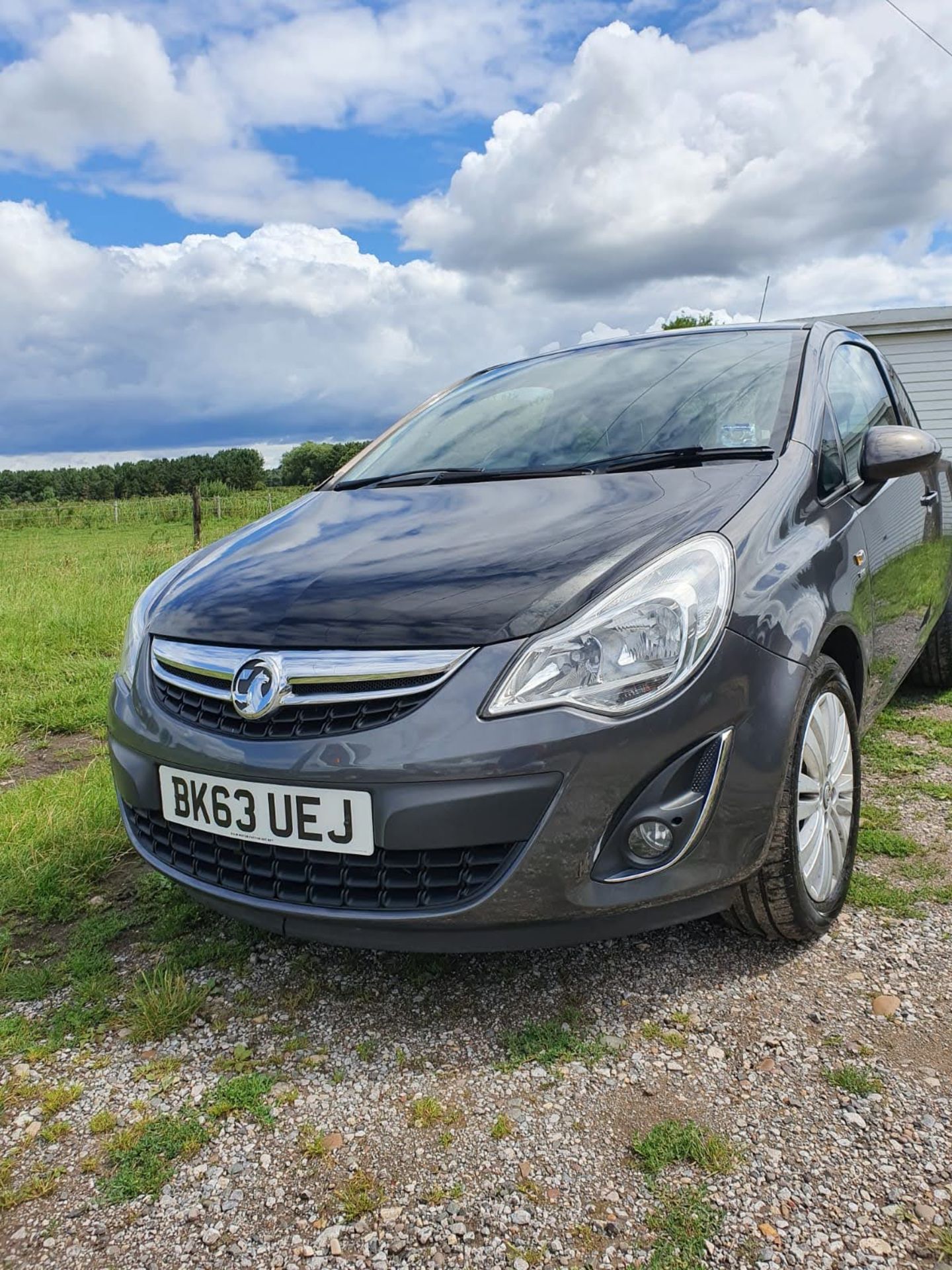 2013/63 REG VAUXHALL CORSA ENERGY 1.2 PETROL 85HP 3DR HATCHBACK, SHOWING 2 FORMER KEEPERS *NO VAT* - Image 2 of 12