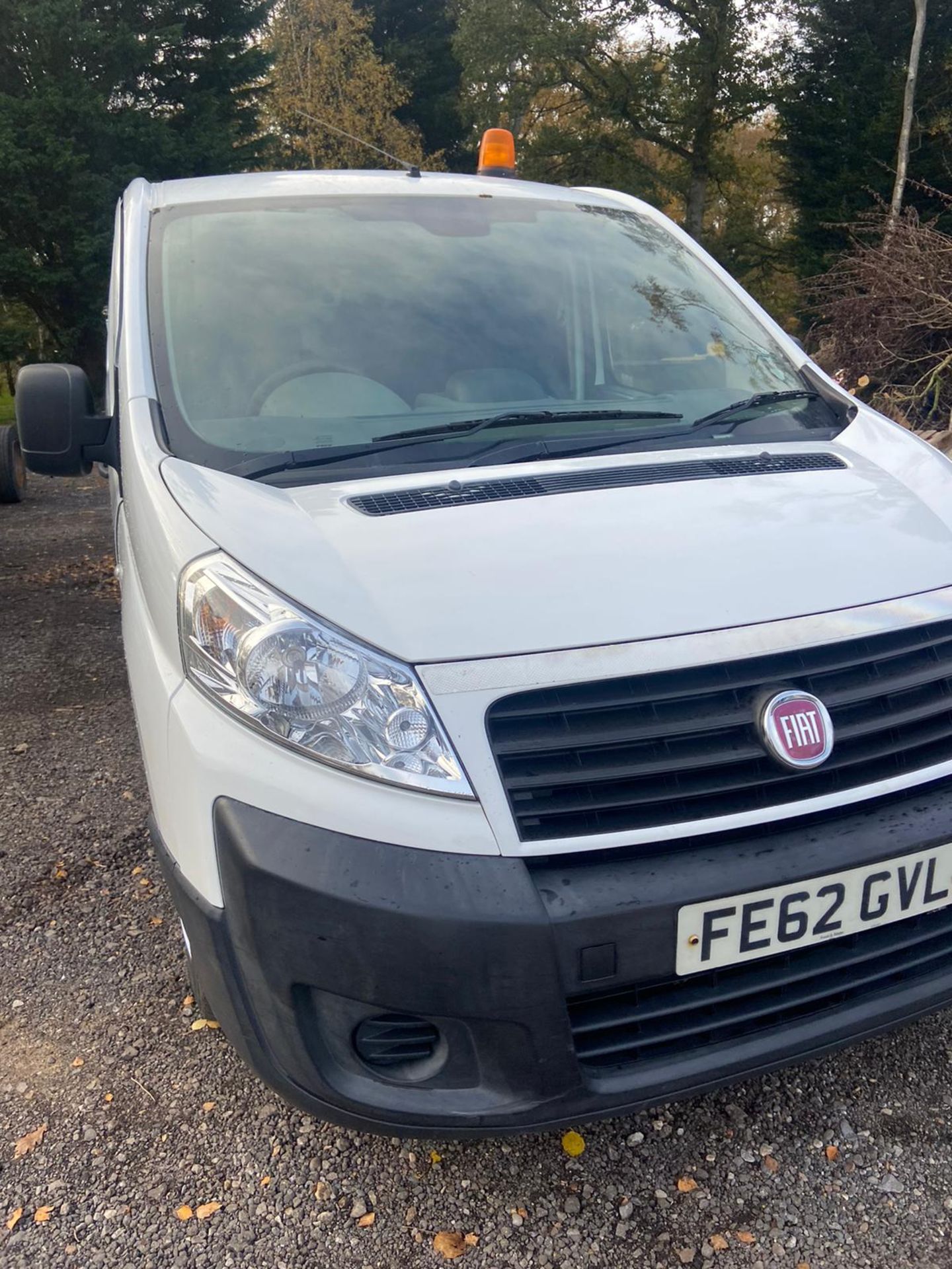 2012/62 REG FIAT SCUDO COMFORT MULTIJET LWB 2.0 DIESEL WHITE PANEL VAN, SHOWING 0 FORMER KEEPERS - Image 2 of 11