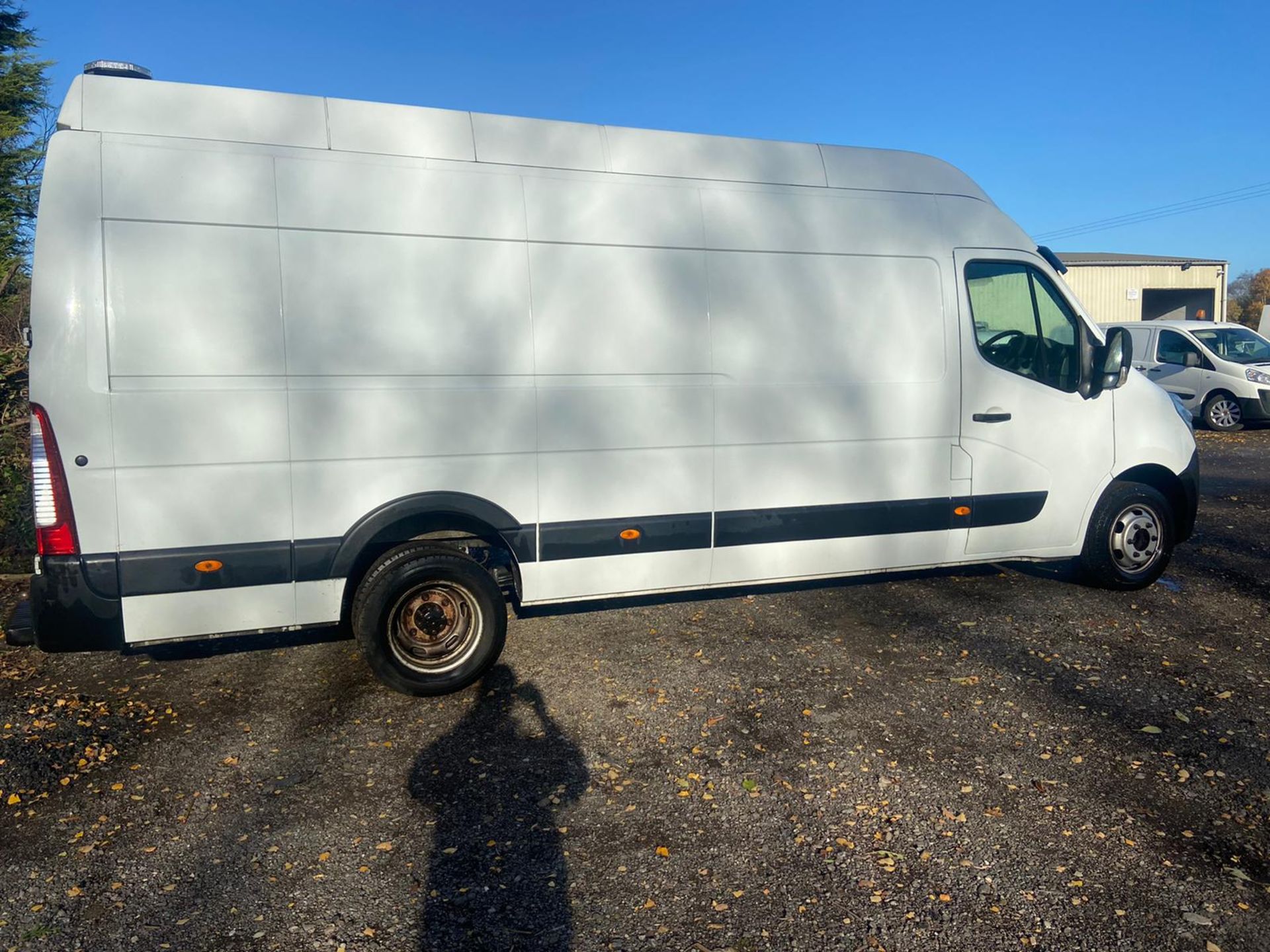 2015/65 REG VAUXHALL MOVANO R3500 L4H3 CDTI DRW 2.3 DIESEL WHITE PANEL VAN, SHOWING 1 FORMER KEEPER - Image 8 of 11