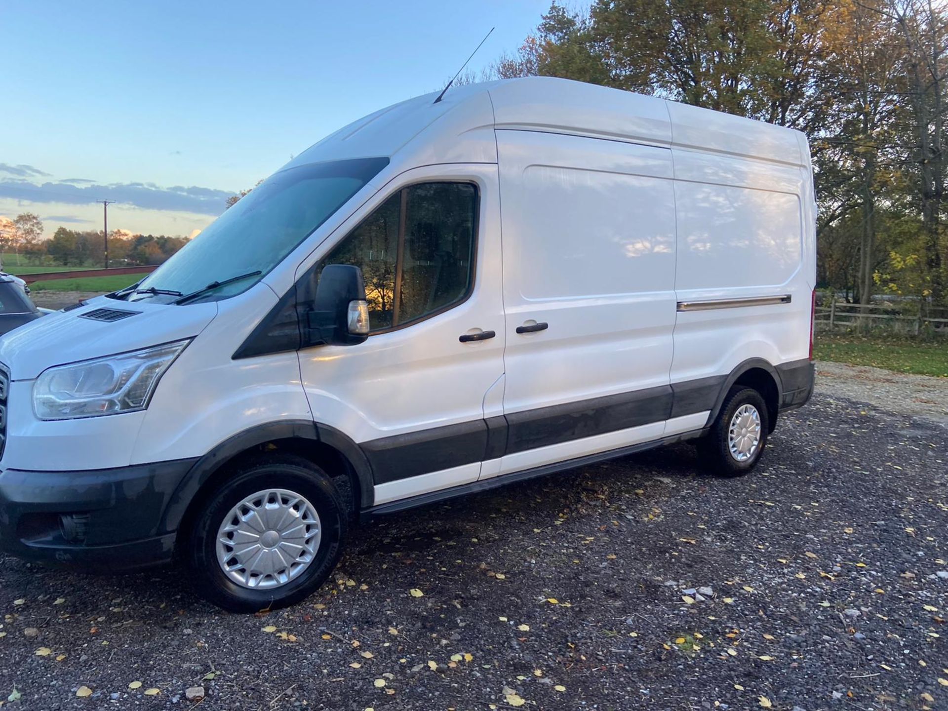 2014/64 REG FORD TRANSIT 350 TREND 2.2 DIESEL WHITE PANEL VAN, SHOWING 0 FORMER KEEPERS *PLUS VAT* - Image 3 of 12