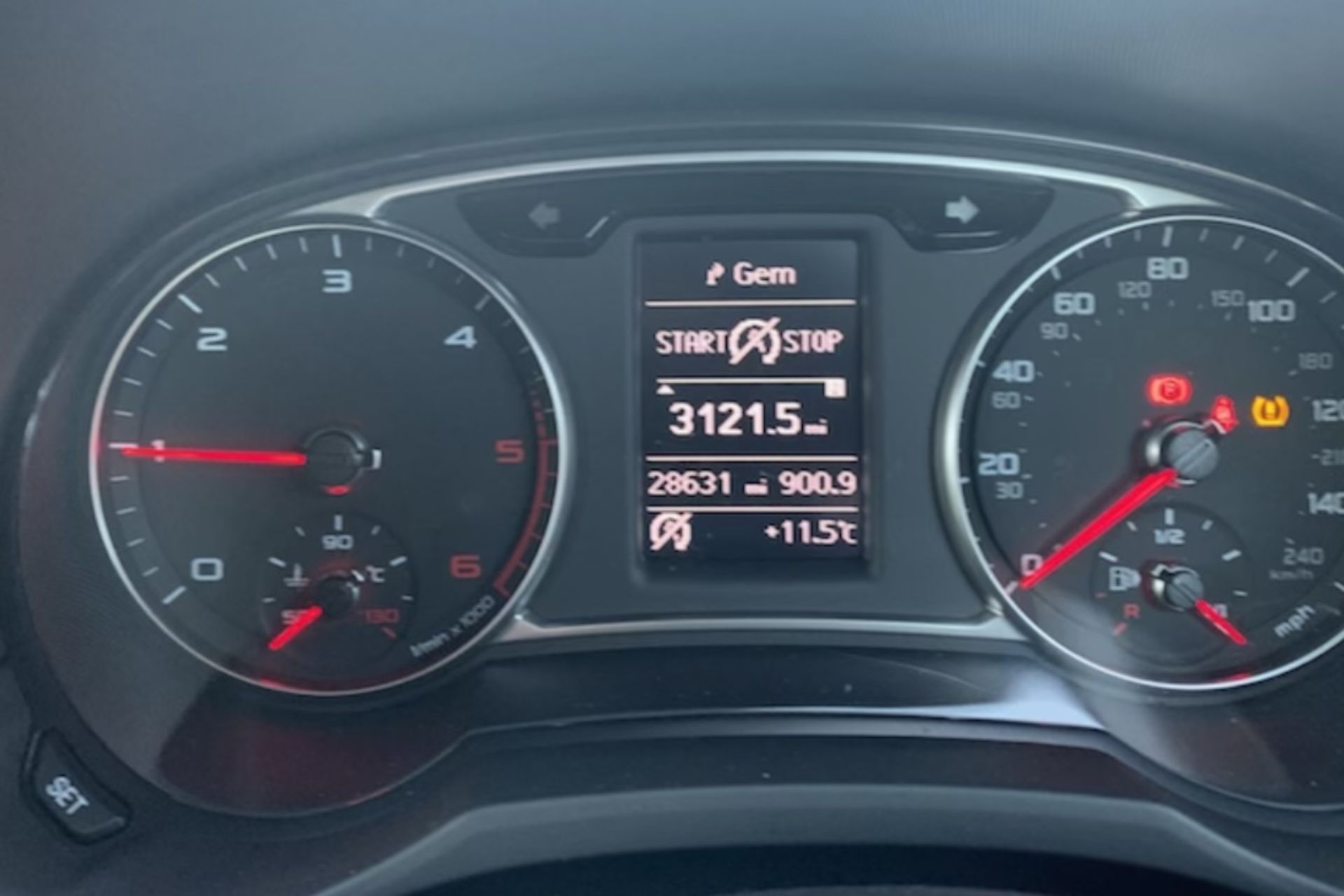 2017 AUDI A1 TDi S Line - SOLD WITH NO KNOWN FAULTS - Image 9 of 11