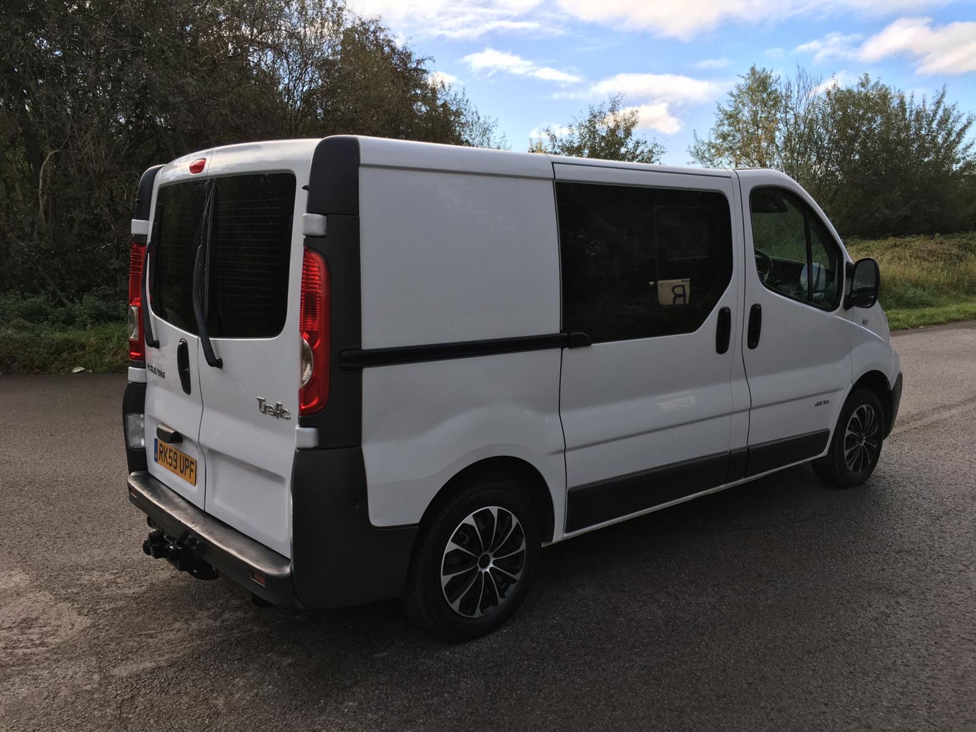 2009/59 REG RENAULT TRAFIC SL27+ DCI 115 2.0 DIESEL WHITE PANEL VAN, SHOWING 5 FORMER KEEPERS - Image 4 of 12