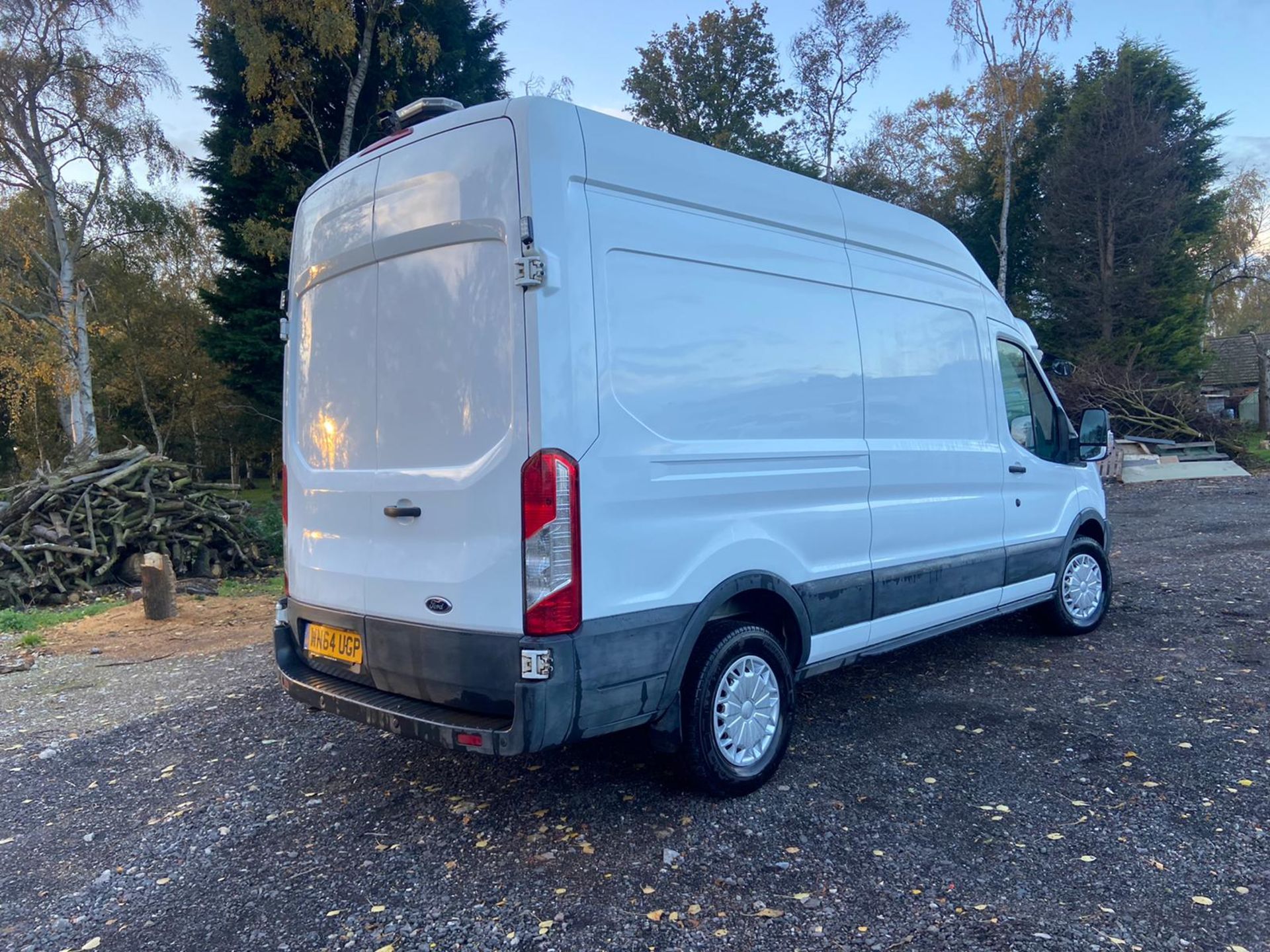 2014/64 REG FORD TRANSIT 350 TREND 2.2 DIESEL WHITE PANEL VAN, SHOWING 0 FORMER KEEPERS *PLUS VAT* - Image 6 of 12