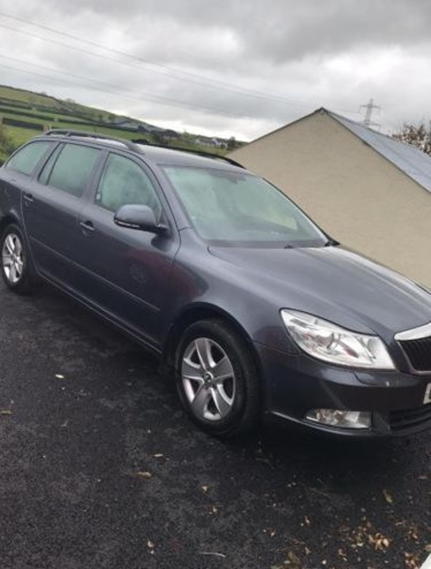 2012 SKODA OCTAVIA ELEGANCE TDI CR 2.0 DIESEL GREY ESTATE, SHOWING 1 FORMER KEEPER *NO VAT* - Image 3 of 8