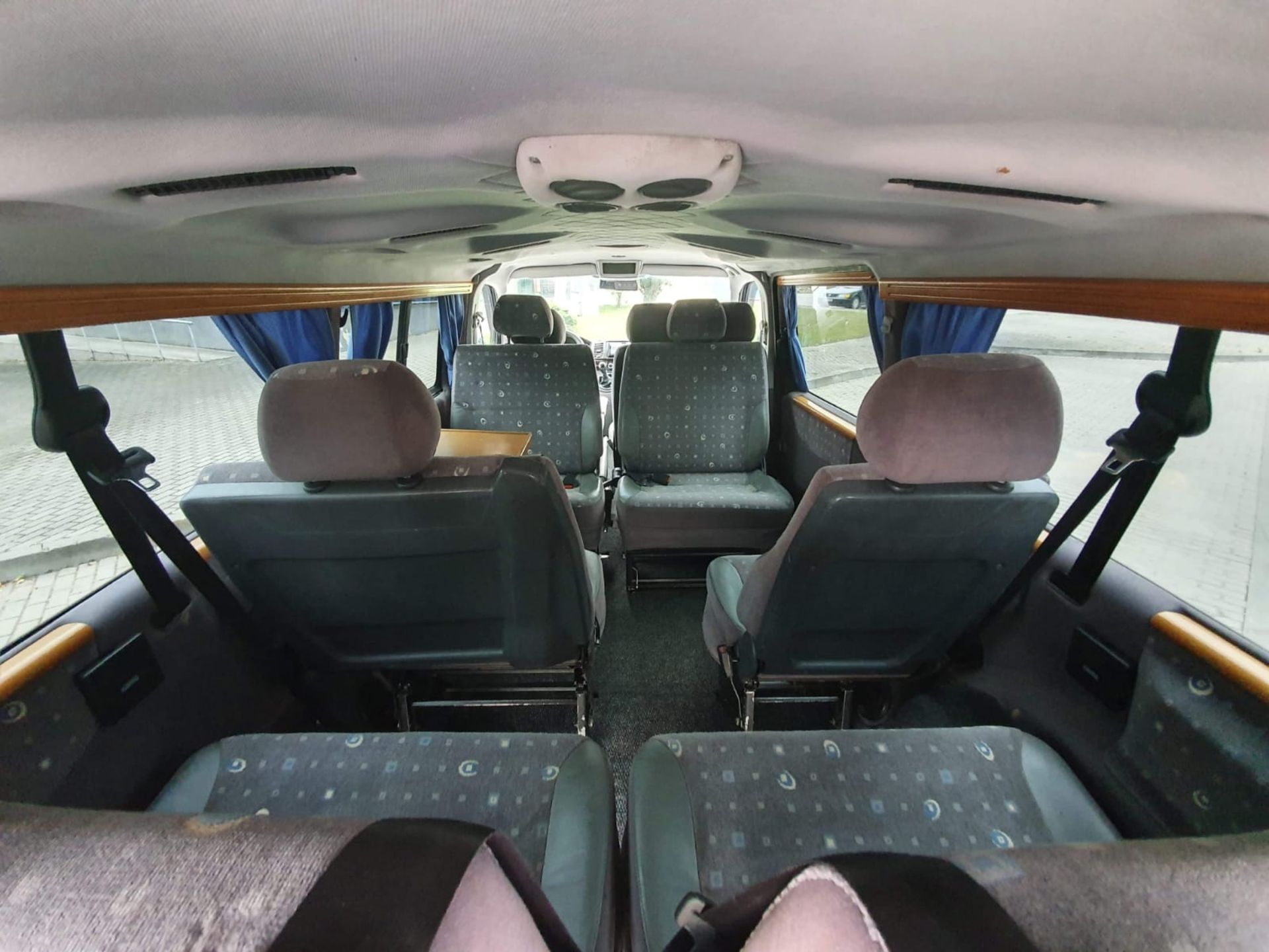 VOLKSWAGEN TRANSPORTER CARAVELLE 10 SEATER 1.9 TDI, REVERSING CAMERA, AIR CON, YEAR 2011 *NO VAT* - Image 15 of 24