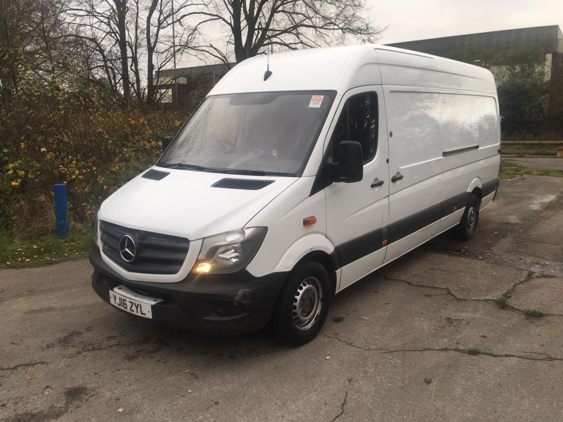 2016/16 REG MERCEDES-BENZ SPRINTER 310 CDI 2.2 DIESEL WHITE PANEL VAN, SHOWING 0 FORMER KEEPERS - Image 3 of 25