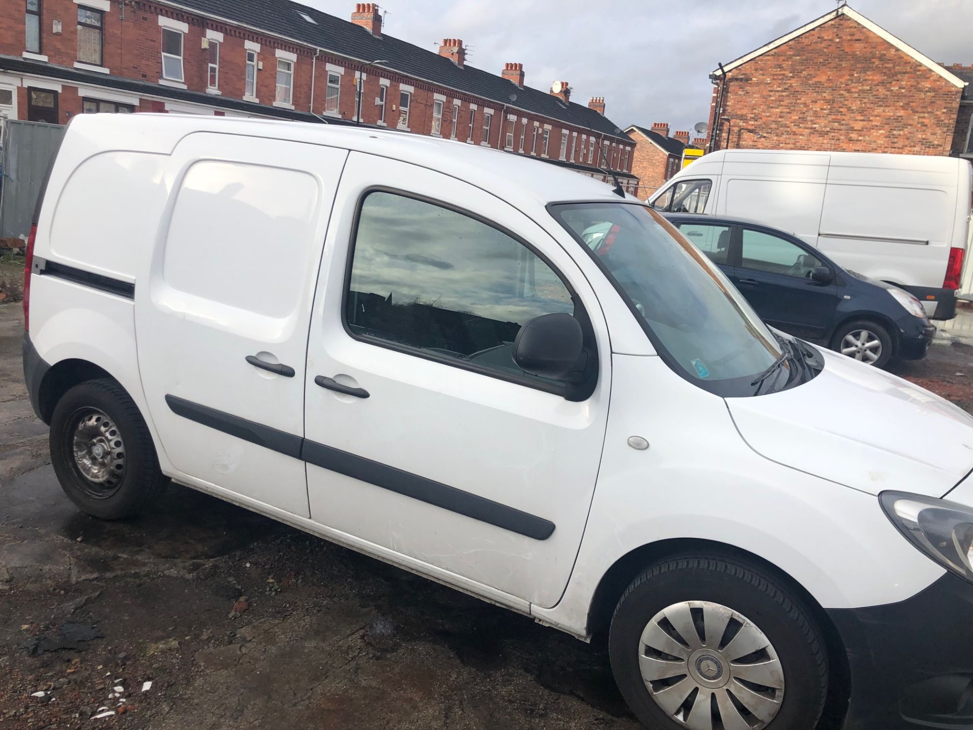 2014/63 REG MERCEDES-BENZ CITAN 109 CDI 1.5 DIESEL WHITE PANEL VAN, SHOWING 1 FORMER KEEPER - Image 7 of 13