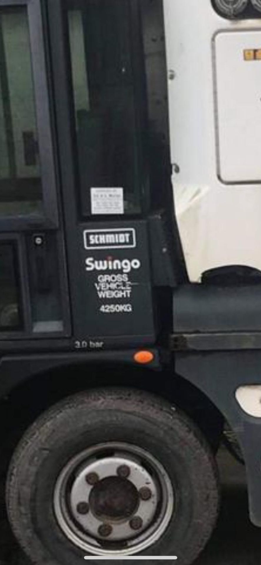 SCHMIDT SWINGO STREET CLEANSING ROAD SWEEPER, SHOWING 1 FORMER KEEPER *PLUS VAT* - Image 6 of 6